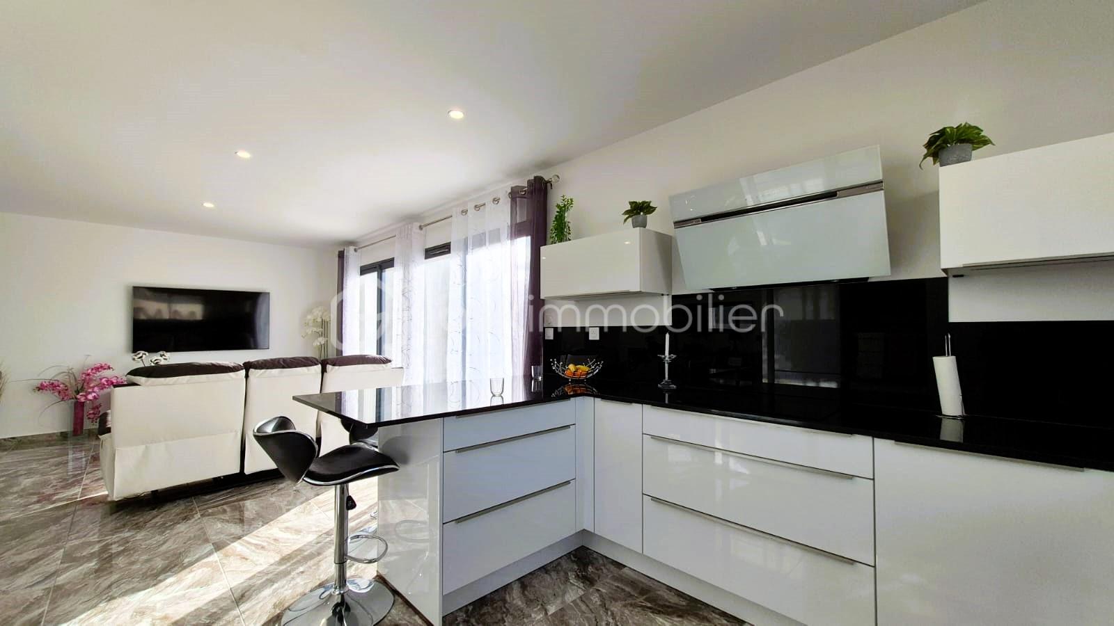 Villa de 100 m² - IMG-20251206-WA0015.jpg