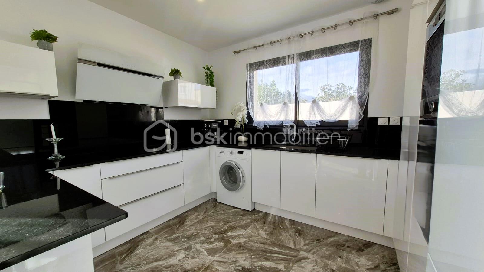 Villa de 100 m² - IMG-20251206-WA0016.jpg