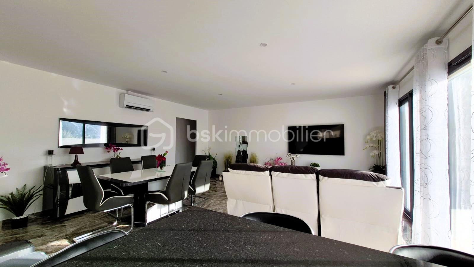 Villa de 100 m² - IMG-20251206-WA0013.jpg