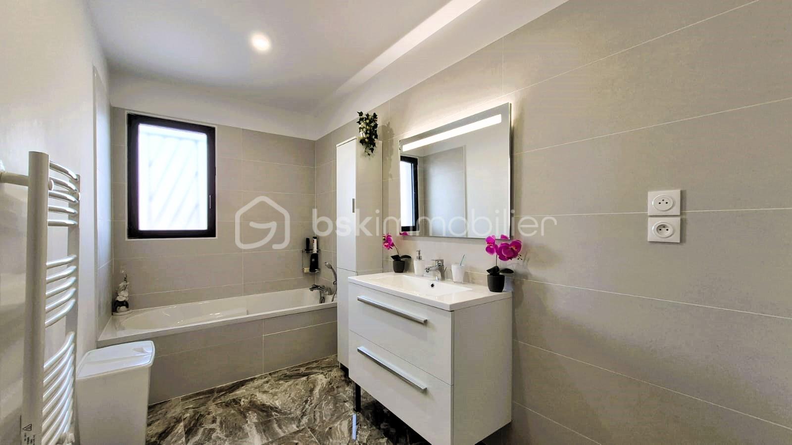 Villa de 100 m² - IMG-20251206-WA0034.jpg