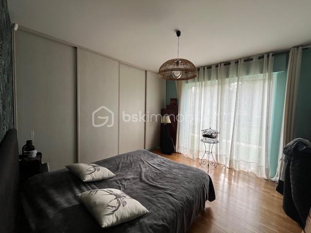 Maison d architecte de 210,50 m² - ch4.jpeg