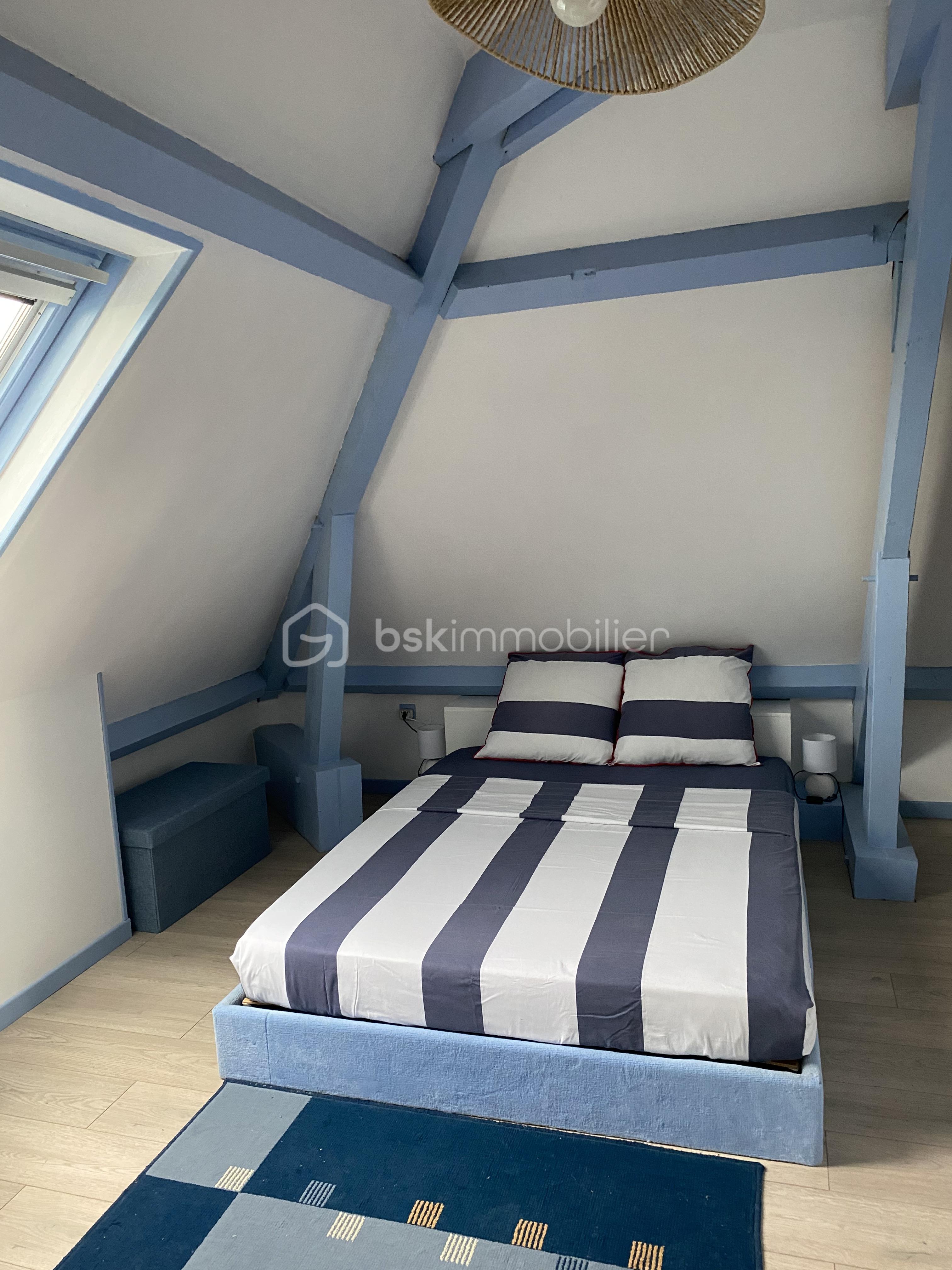 Maison de 223,60 m² - chambre 5b .png