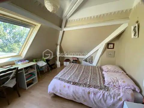 Maison de 223,60 m² - chambre 3.png