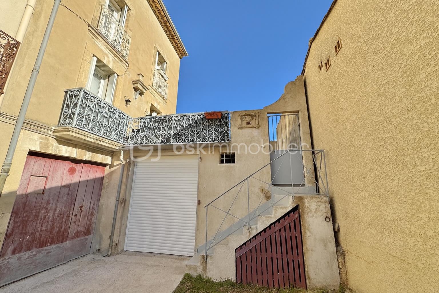 Maison de village de 85 m²