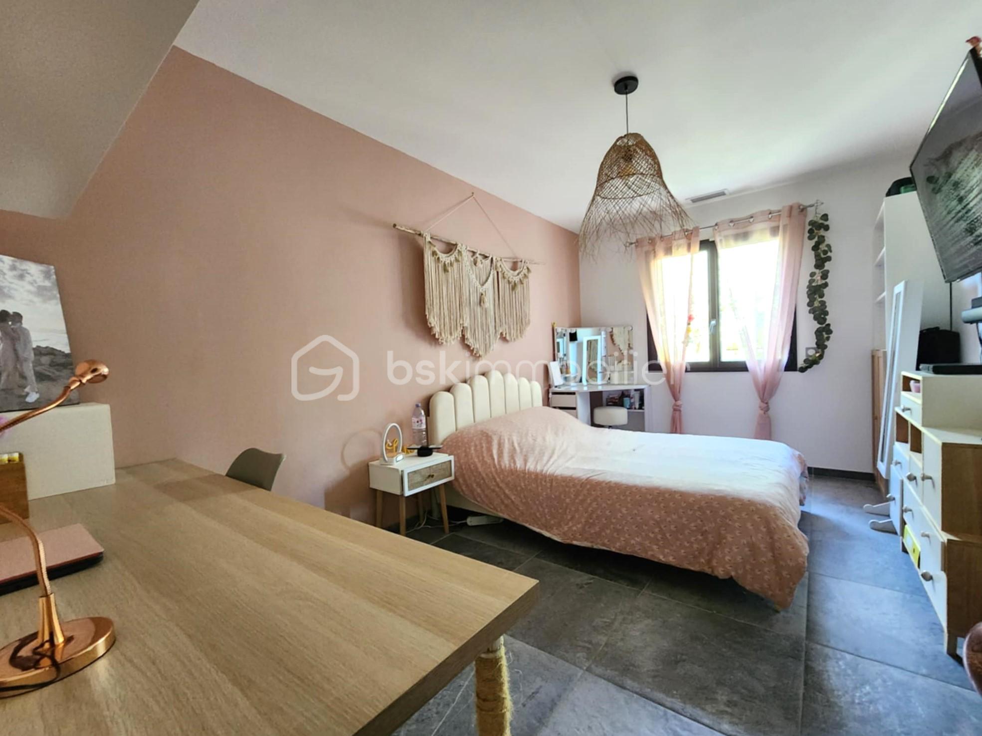 Maison de 151 m² - 1962d5f2-bf67-4d77-9720-caee875e1bf1.jpg