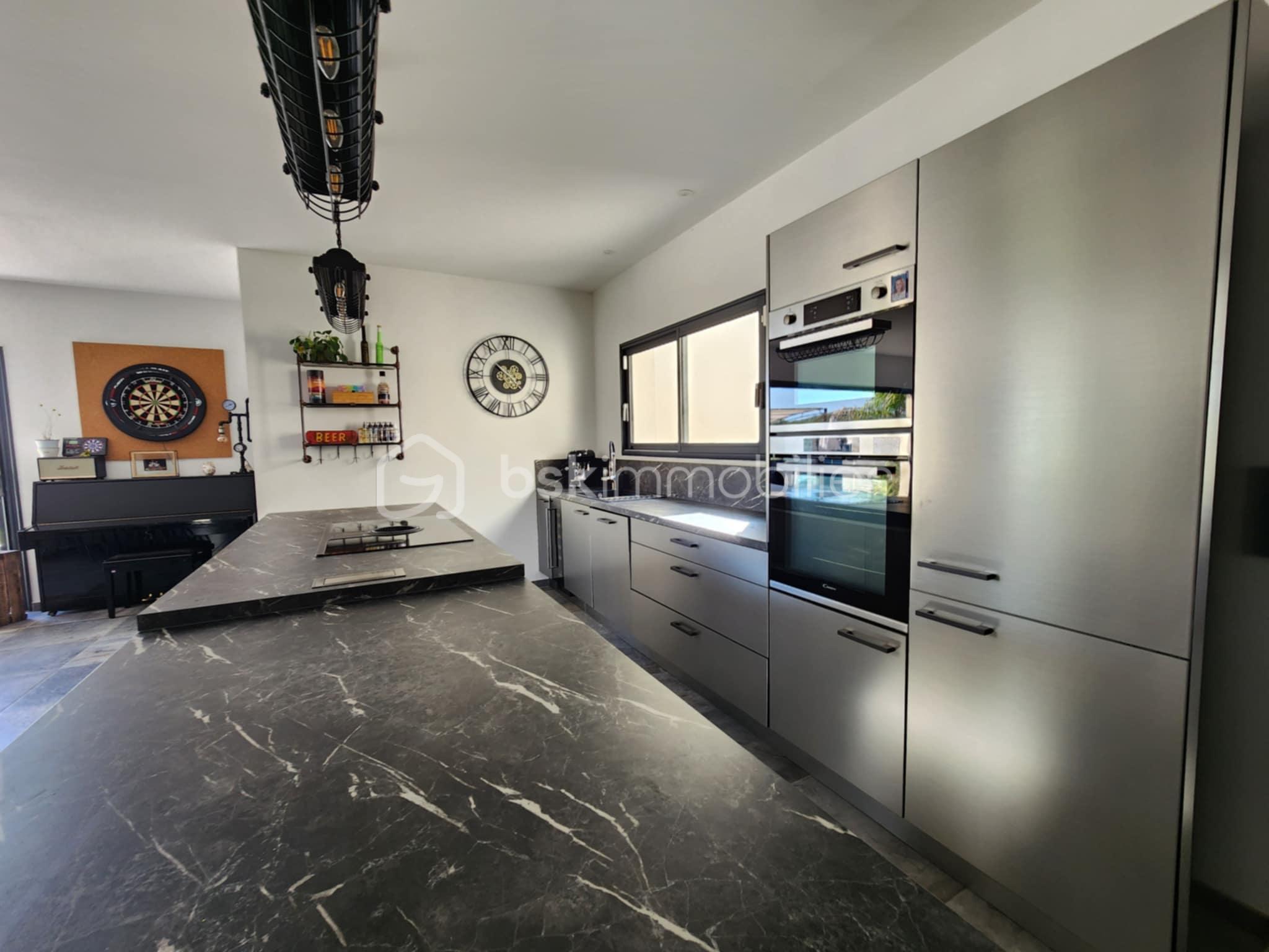 Maison de 151 m² - e04318d7-8cf2-4068-bf50-a13f17a10a49.jpg