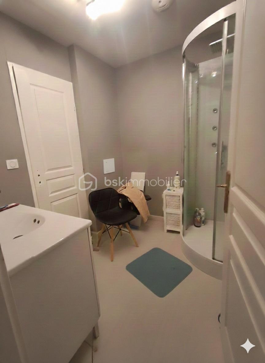 Demeure de 260 m² - thumbnail_1764058624409.jpg