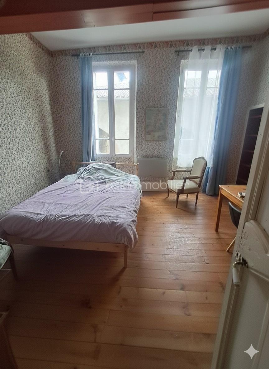 Demeure de 260 m² - thumbnail_1763804324762.jpg