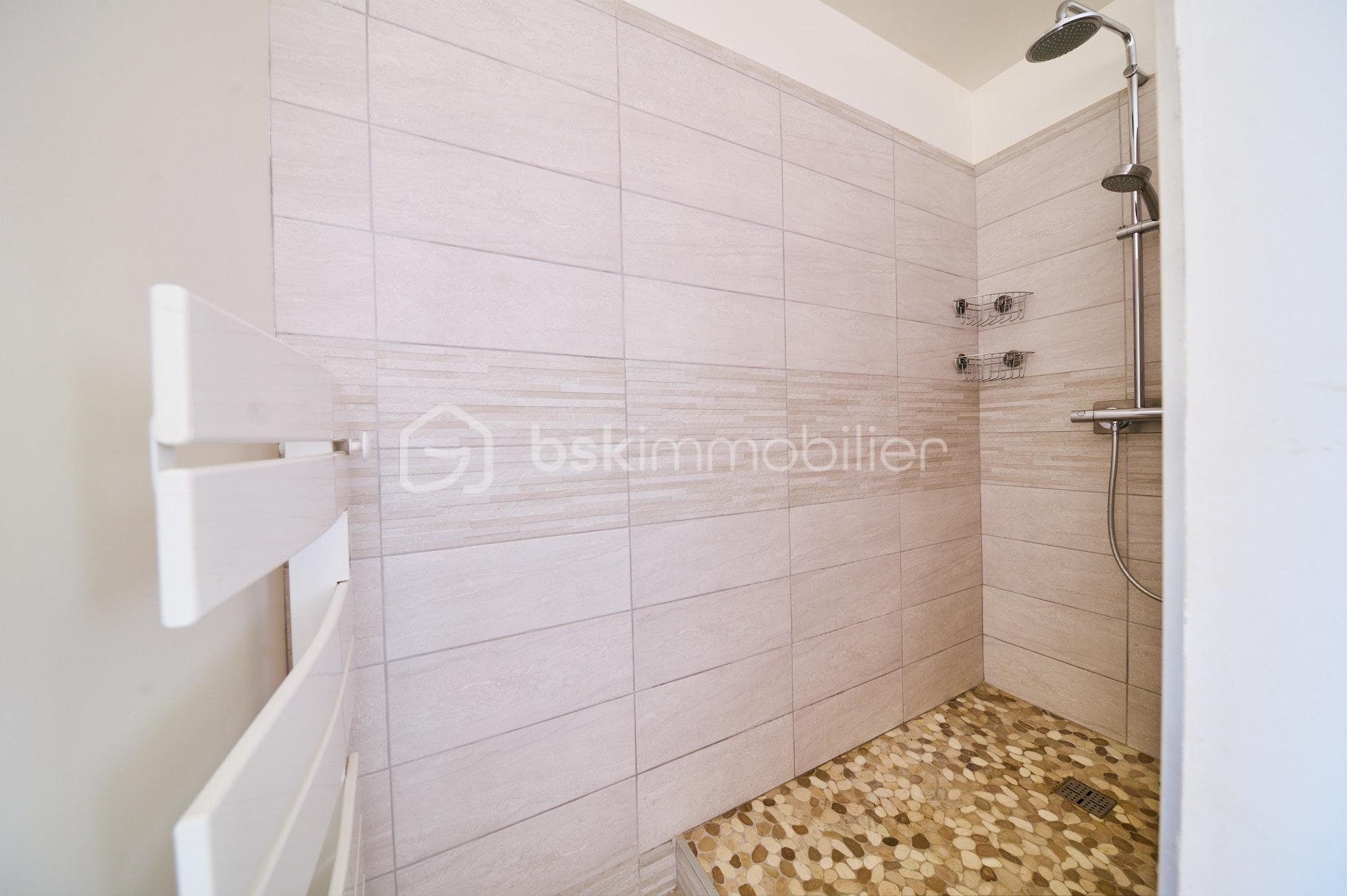 Appartement de 61 m² - doiuche.jpg