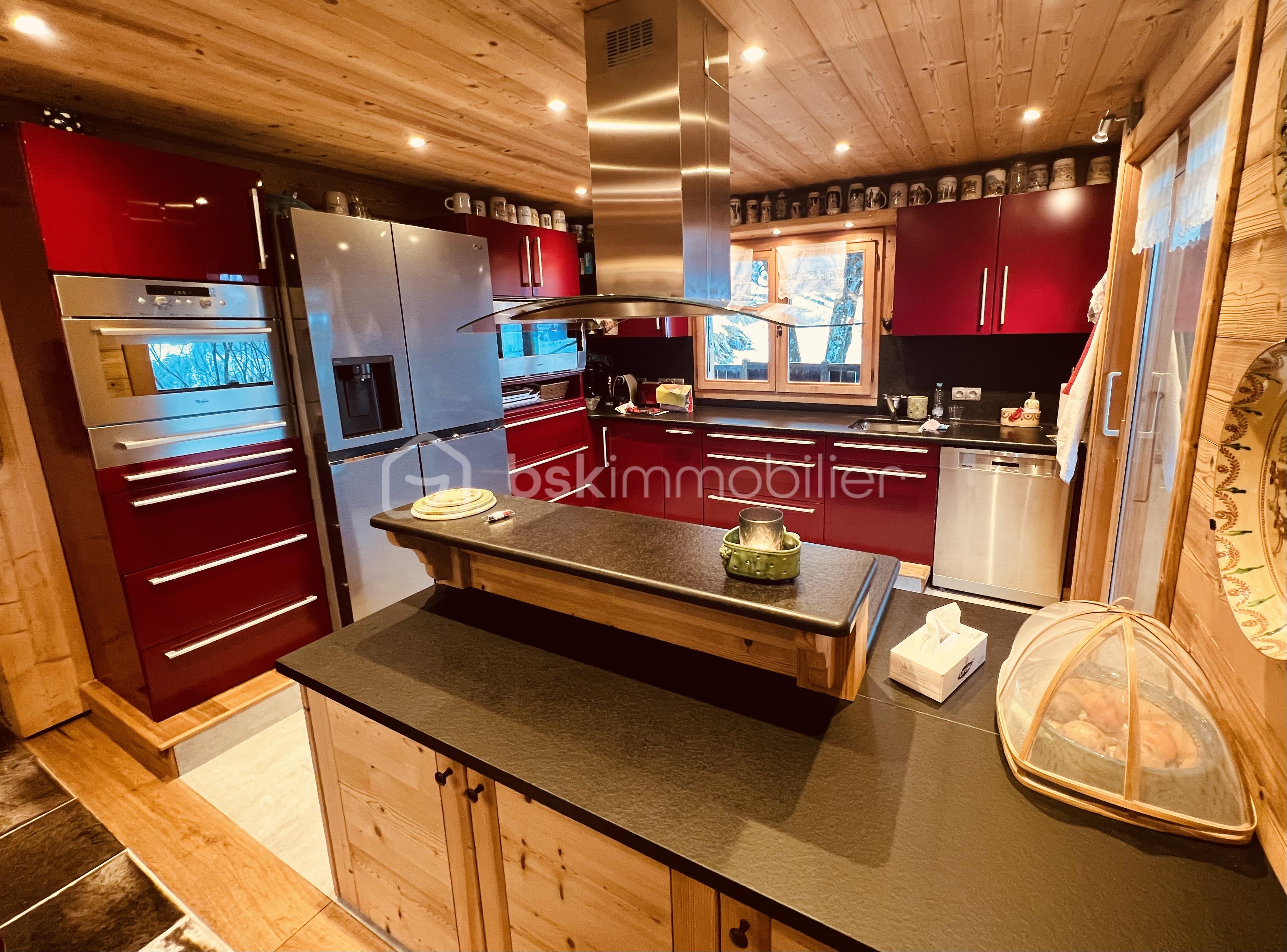 Maison de 350 m² - Photo cuisine avec vue.jpg