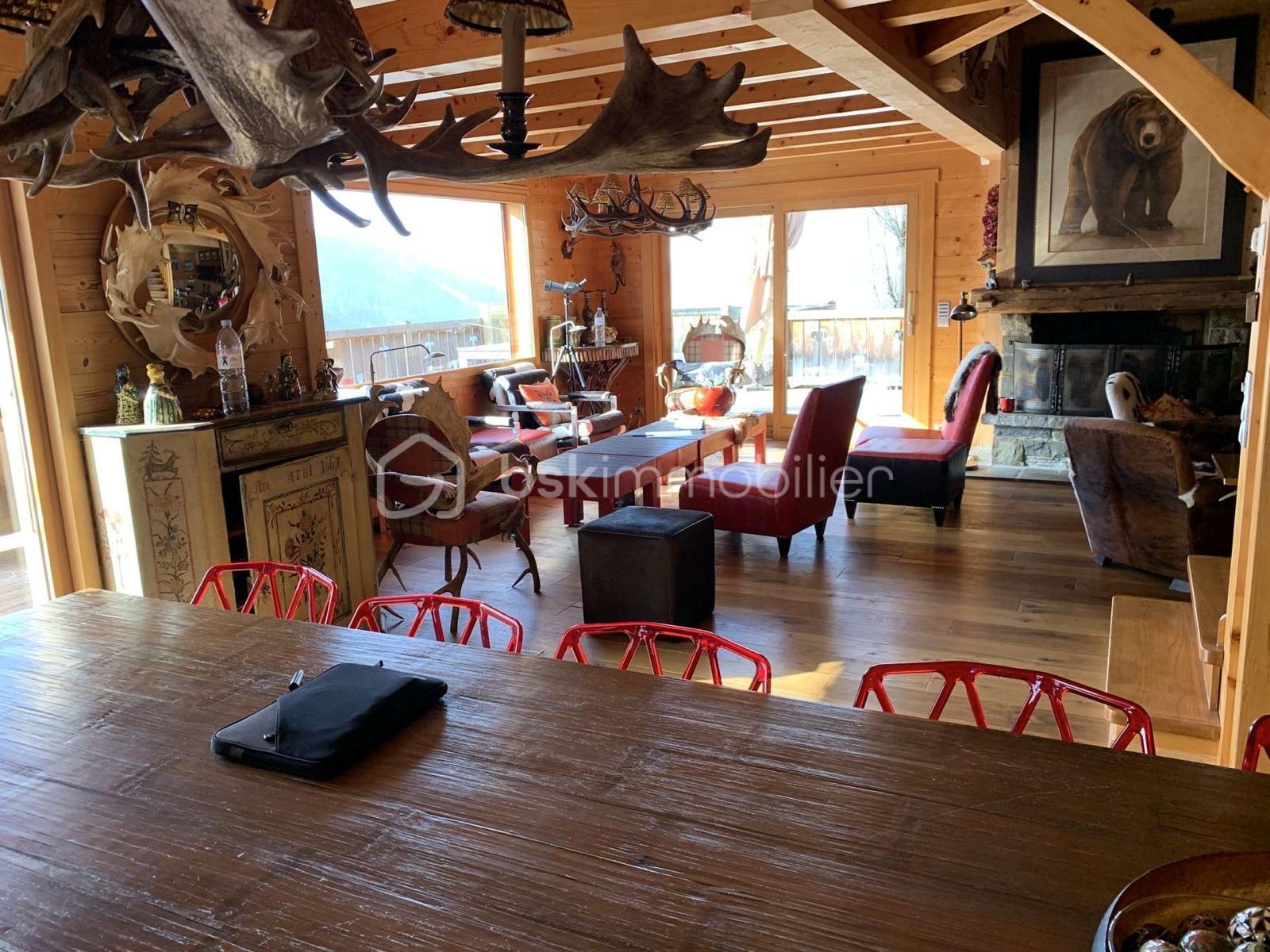 Maison de 350 m² - Photo salon terrasse.jpg