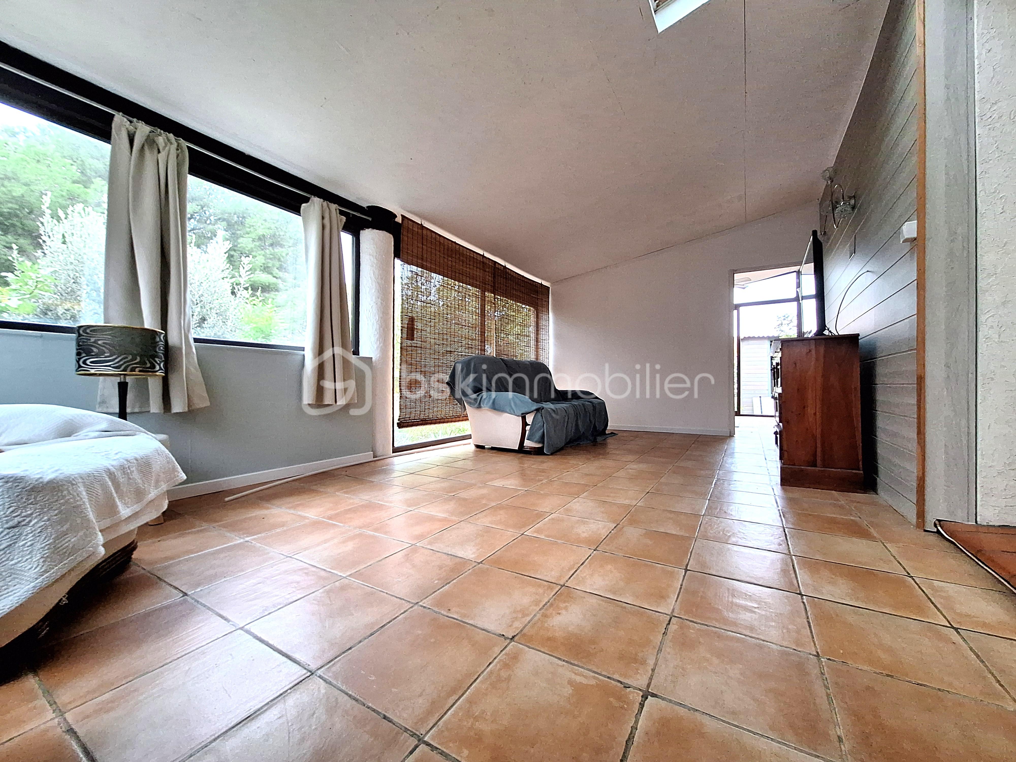 Maison de 100 m² - 20251111_151216.jpg