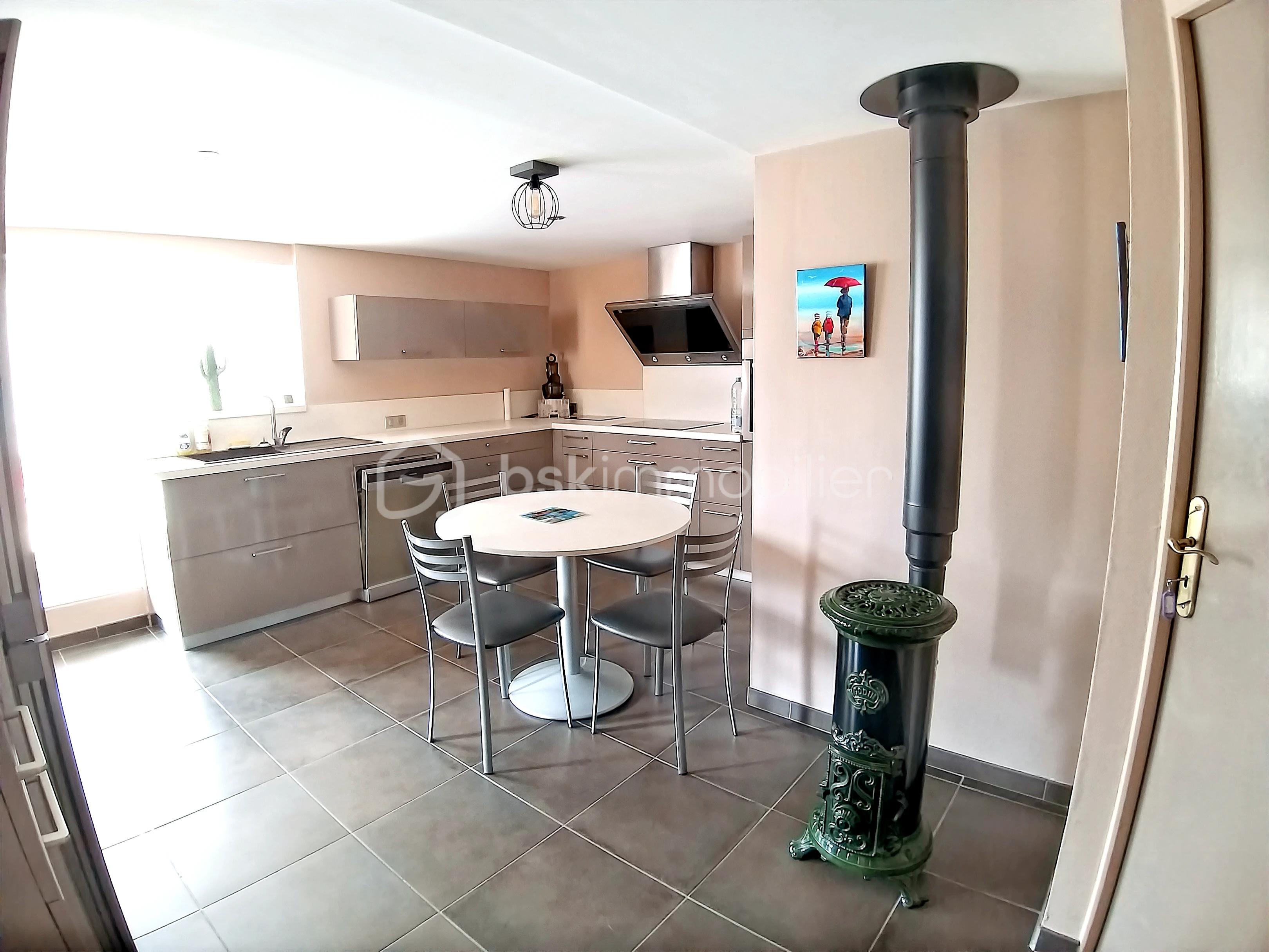 Maison ancienne de 145 m² - liloo-downloaderTLbDwZ