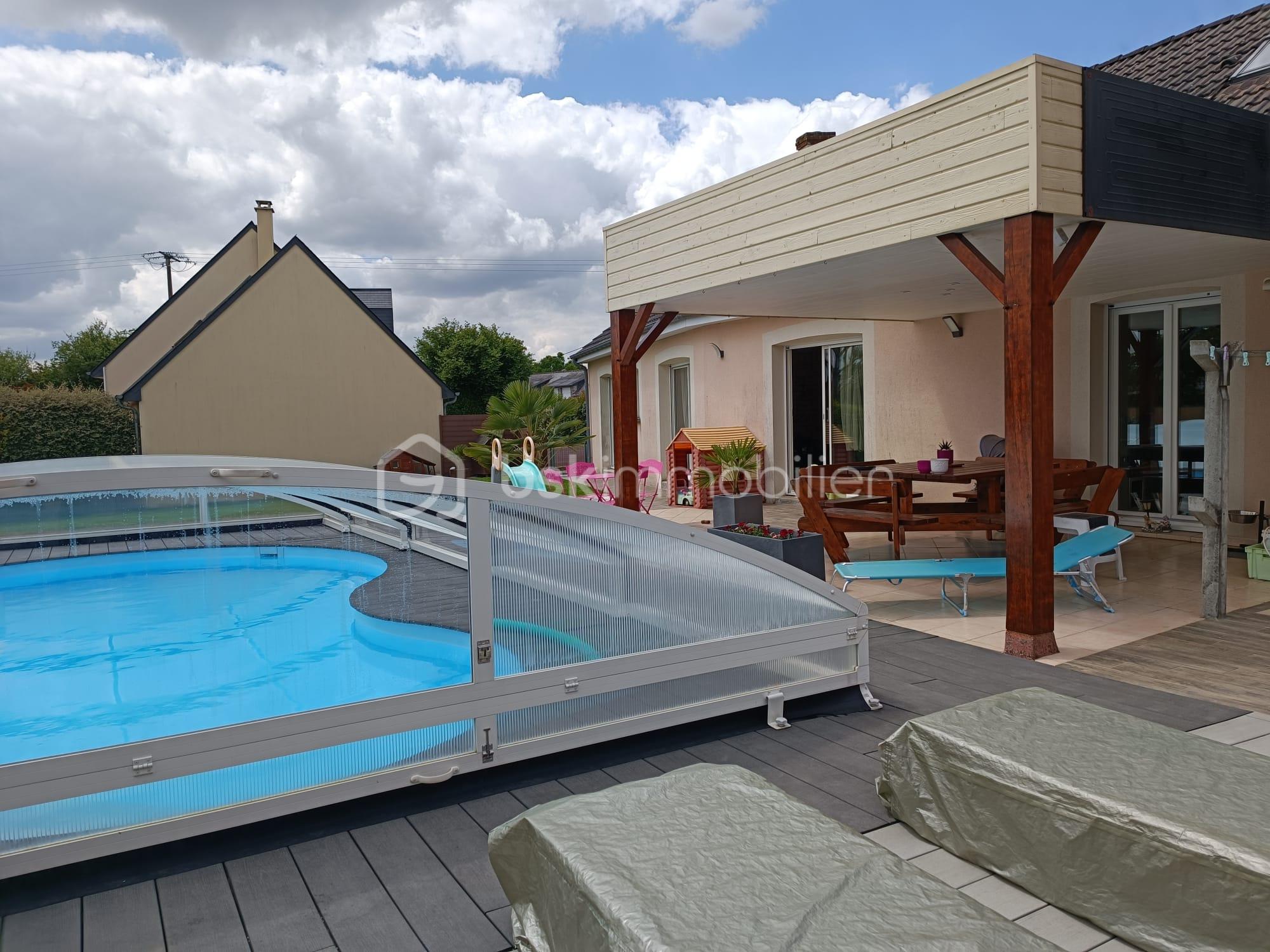 Extérieur piscine  terrasse.jpg