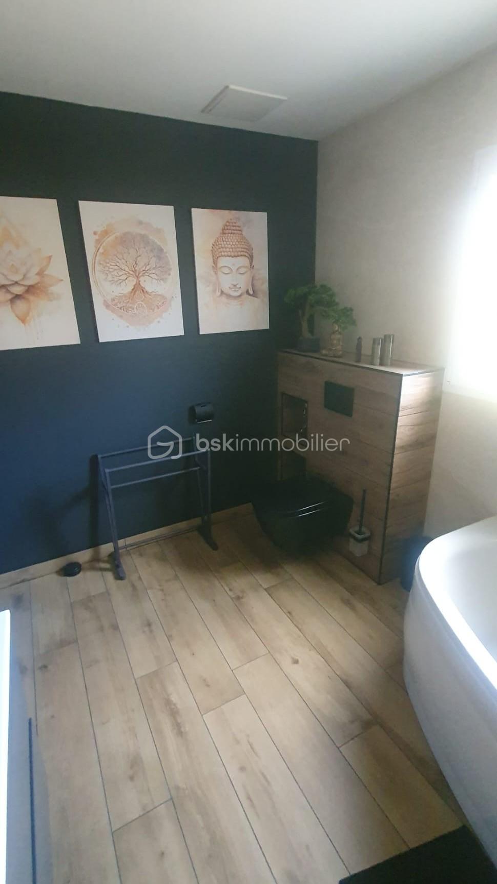 Maison contemporaine de 130 m² - WhatsApp Image 2025-11-30 à 11.56.07_d4e95edb.jpg