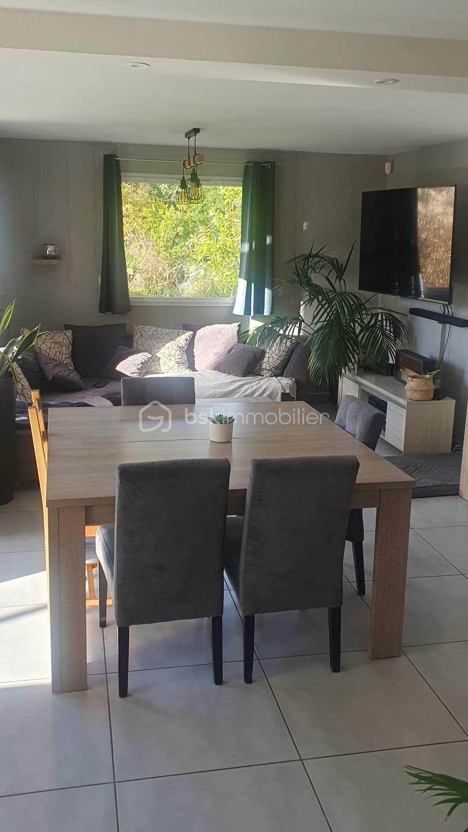 Maison contemporaine de 130 m² - WhatsApp Image 2025-11-30 à 11.55.52_2a0bfd03.jpg