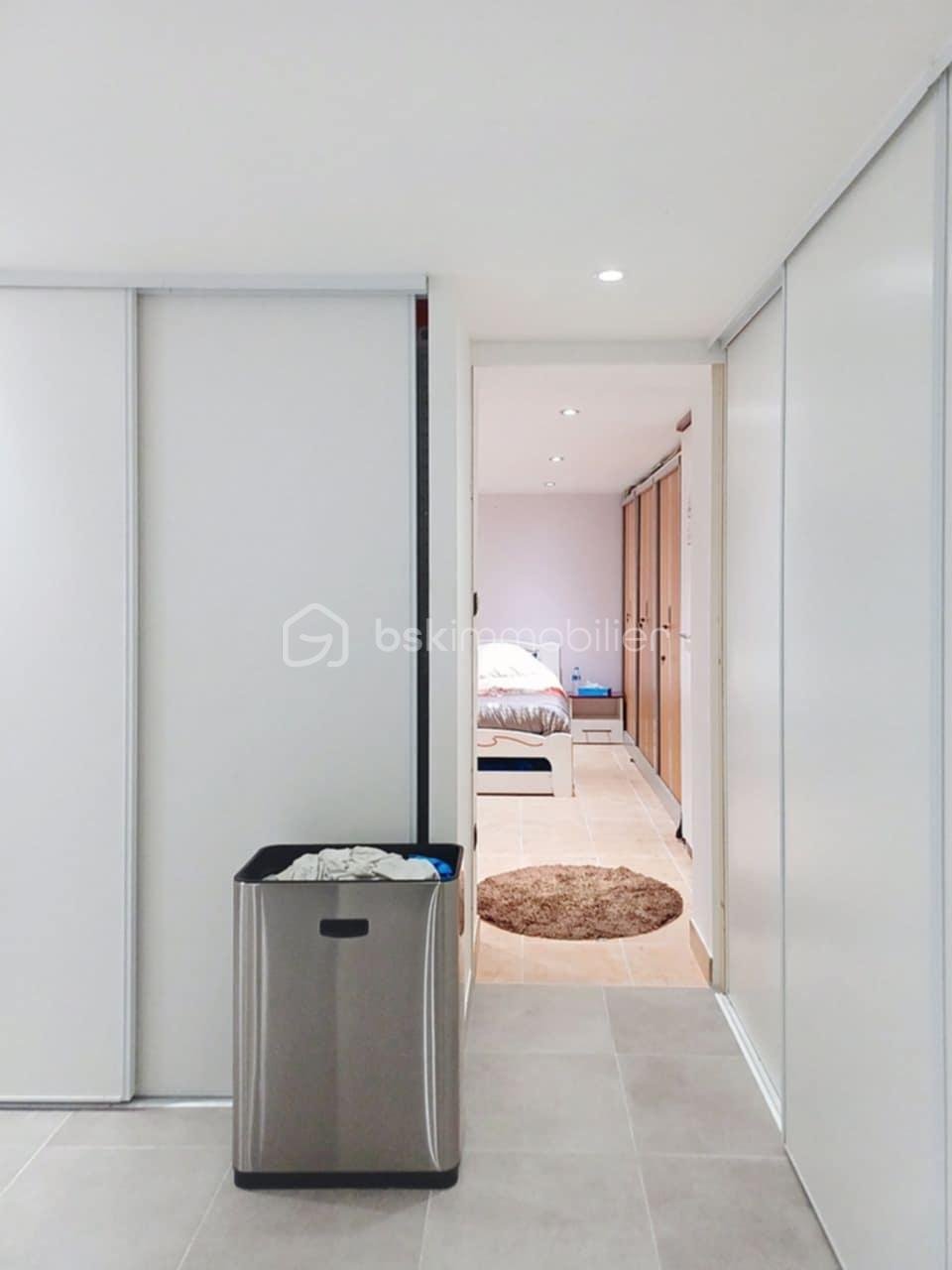 96bb7275-416e-438d-84c0-327463cc477c.jfif