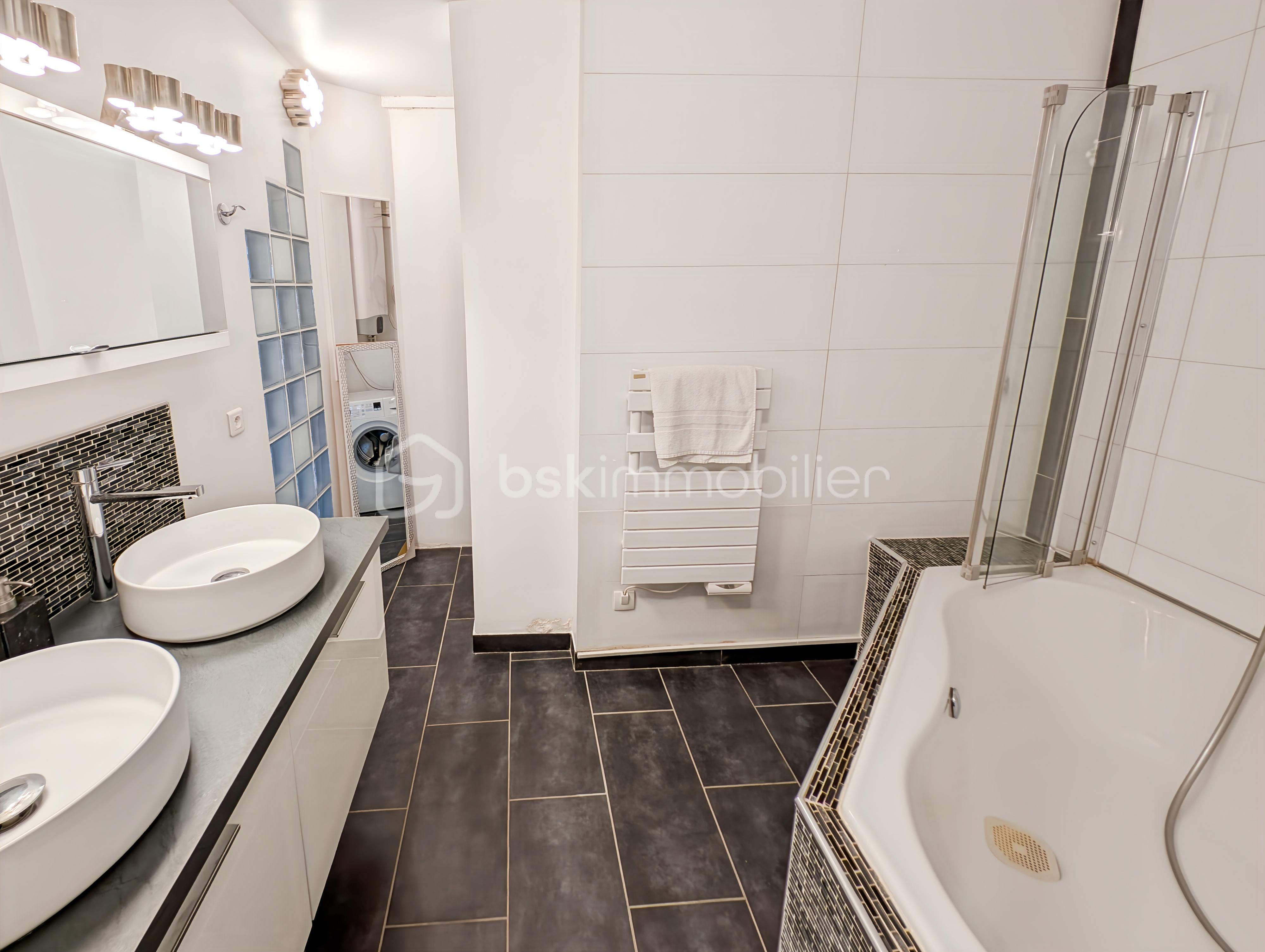Appartement de 87 m² - Photo 10 (1).jpg