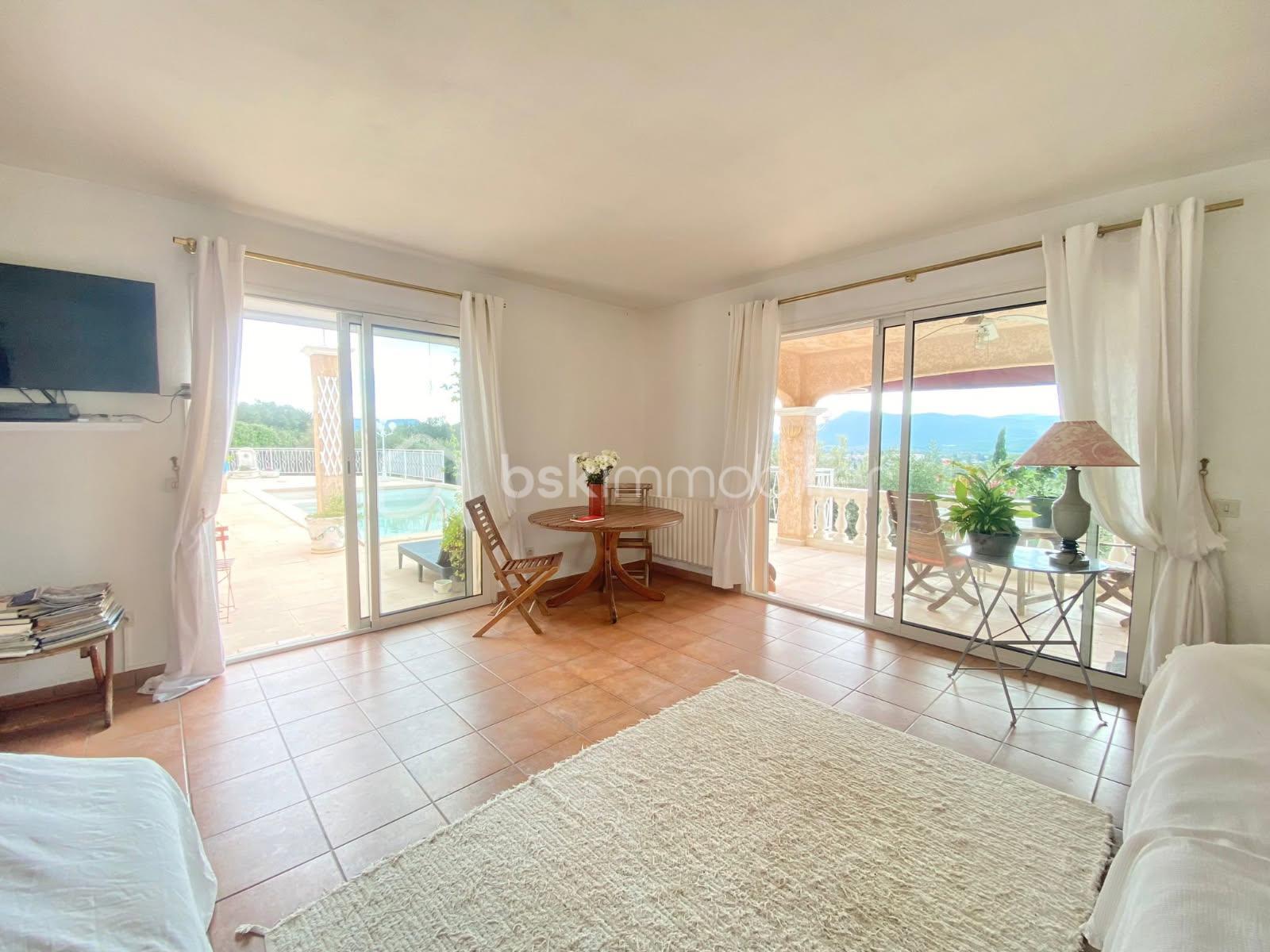 Maison de 121,69 m² - WhatsApp Image 2025-08-08 at 11.24.42 (1).jpeg