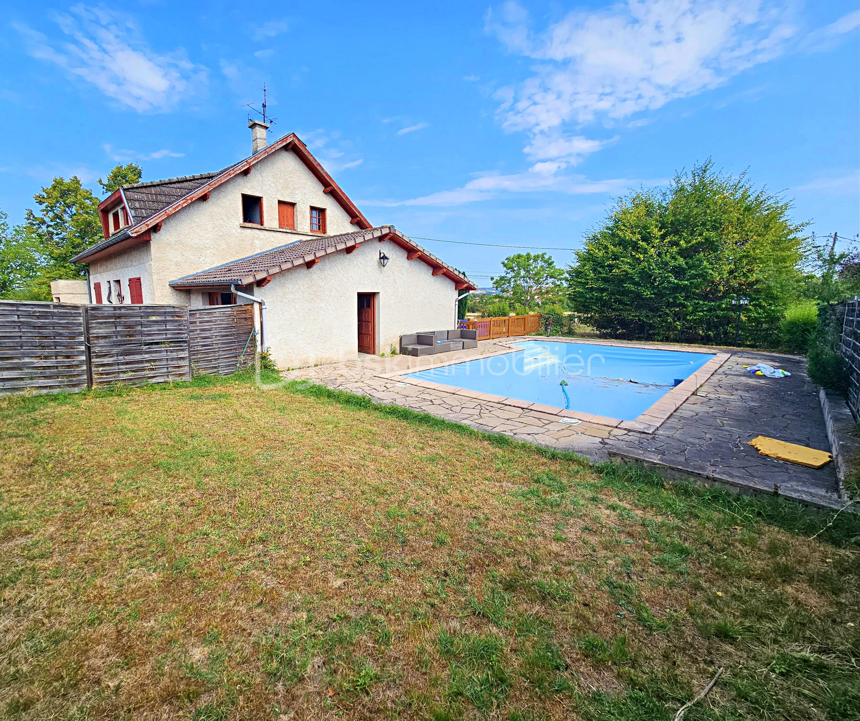 Maison de 140 m² - Piscine.jpg