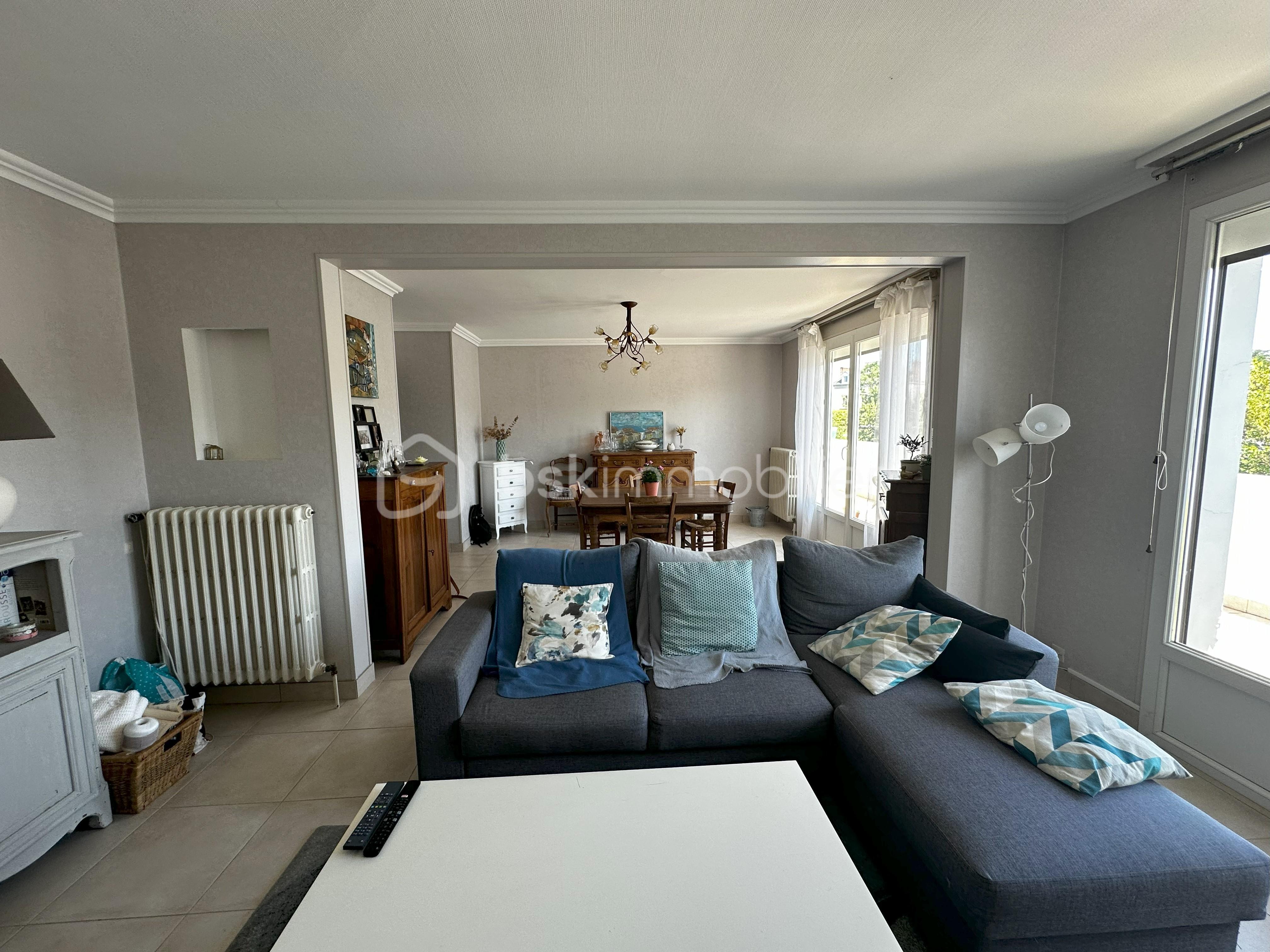 Appartement de 148,55 m² - salon.jpg