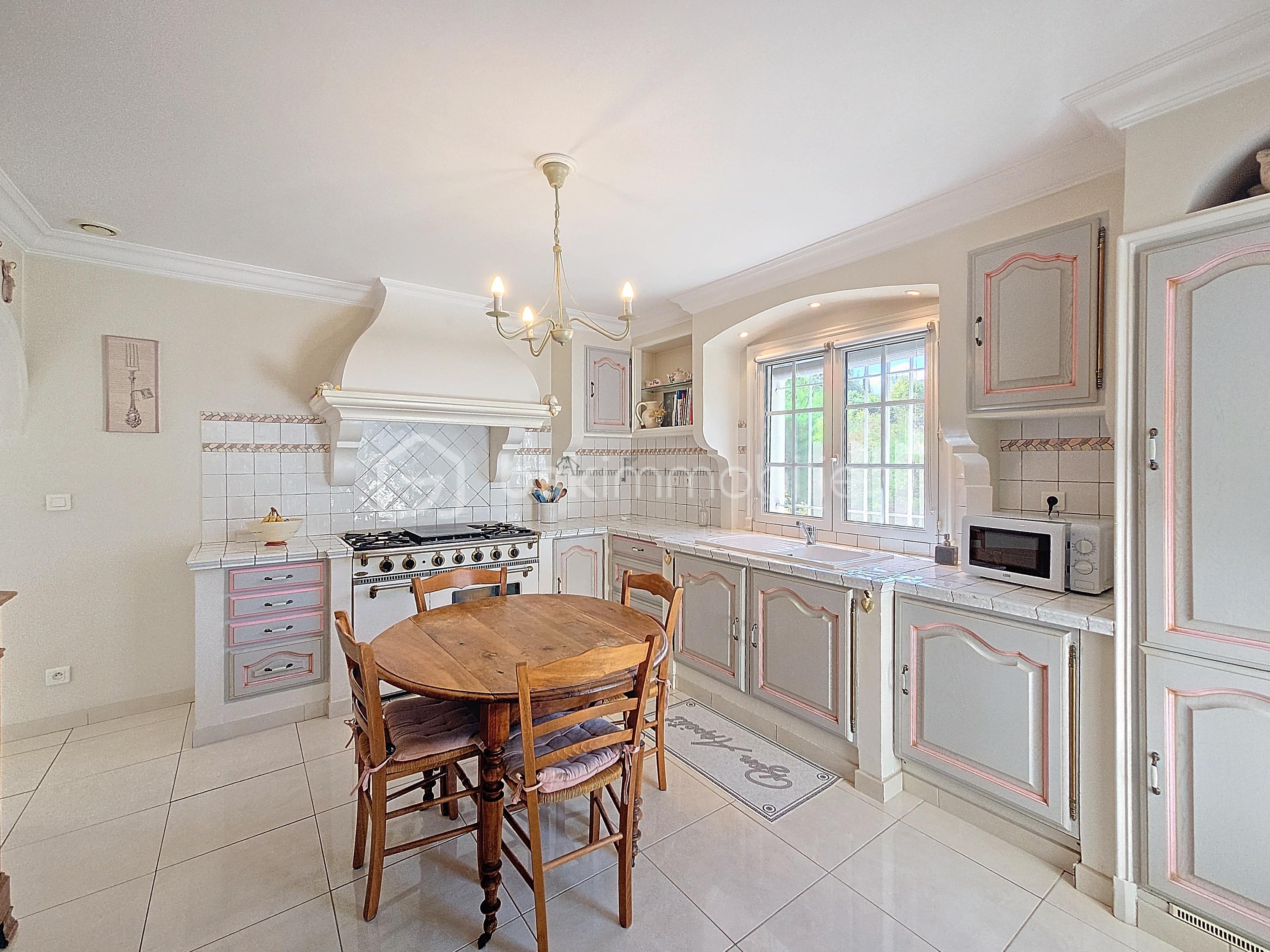 Maison de 113,58 m² - aYWMyTmhiR0UtMjAyNDA5MDkxNDAxMTU_20240909140418_61648_fa2c00f.jpg