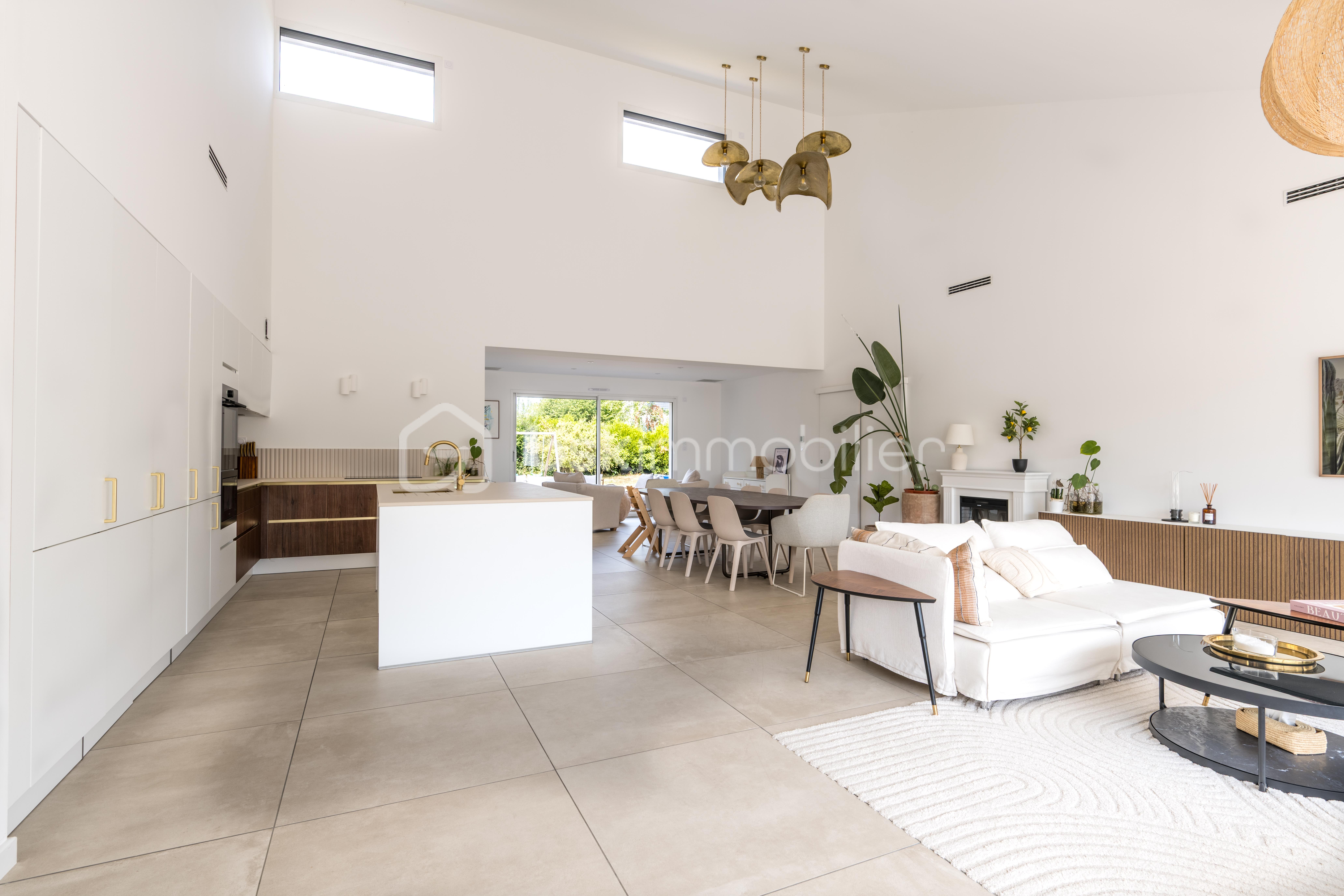 Maison contemporaine de 196 m²