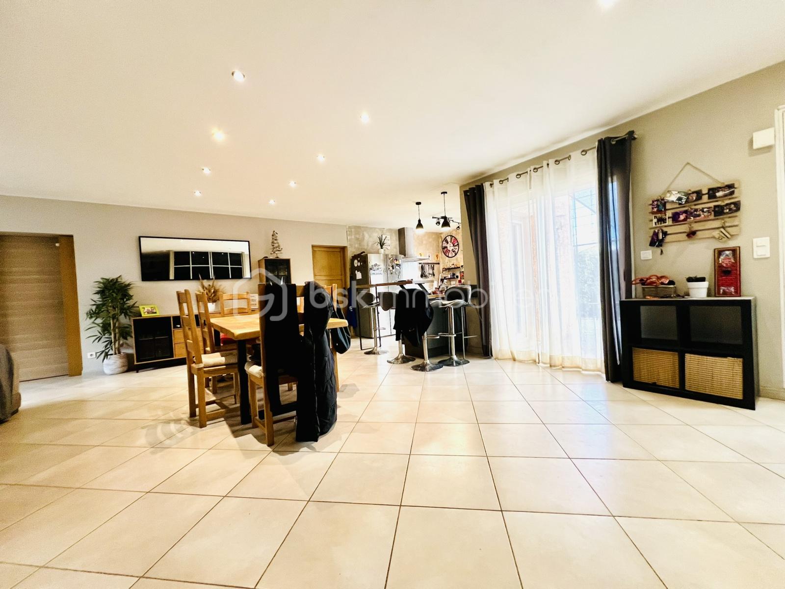 Maison traditionnelle de 107 m² - CANET 5.jpg