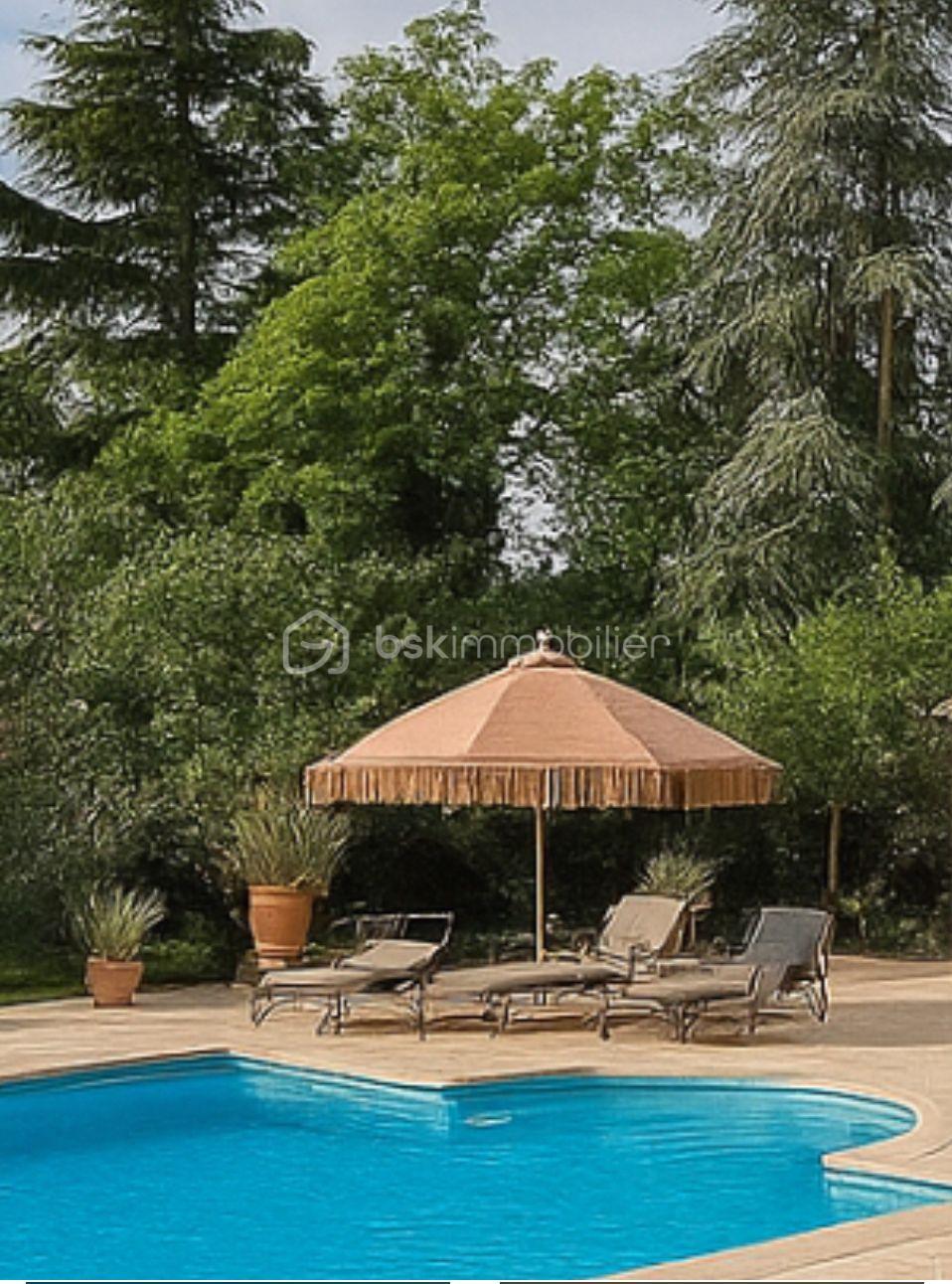 Maison de 354 m² - PHOTO-2025-06-16-08-37-06 3.jpg