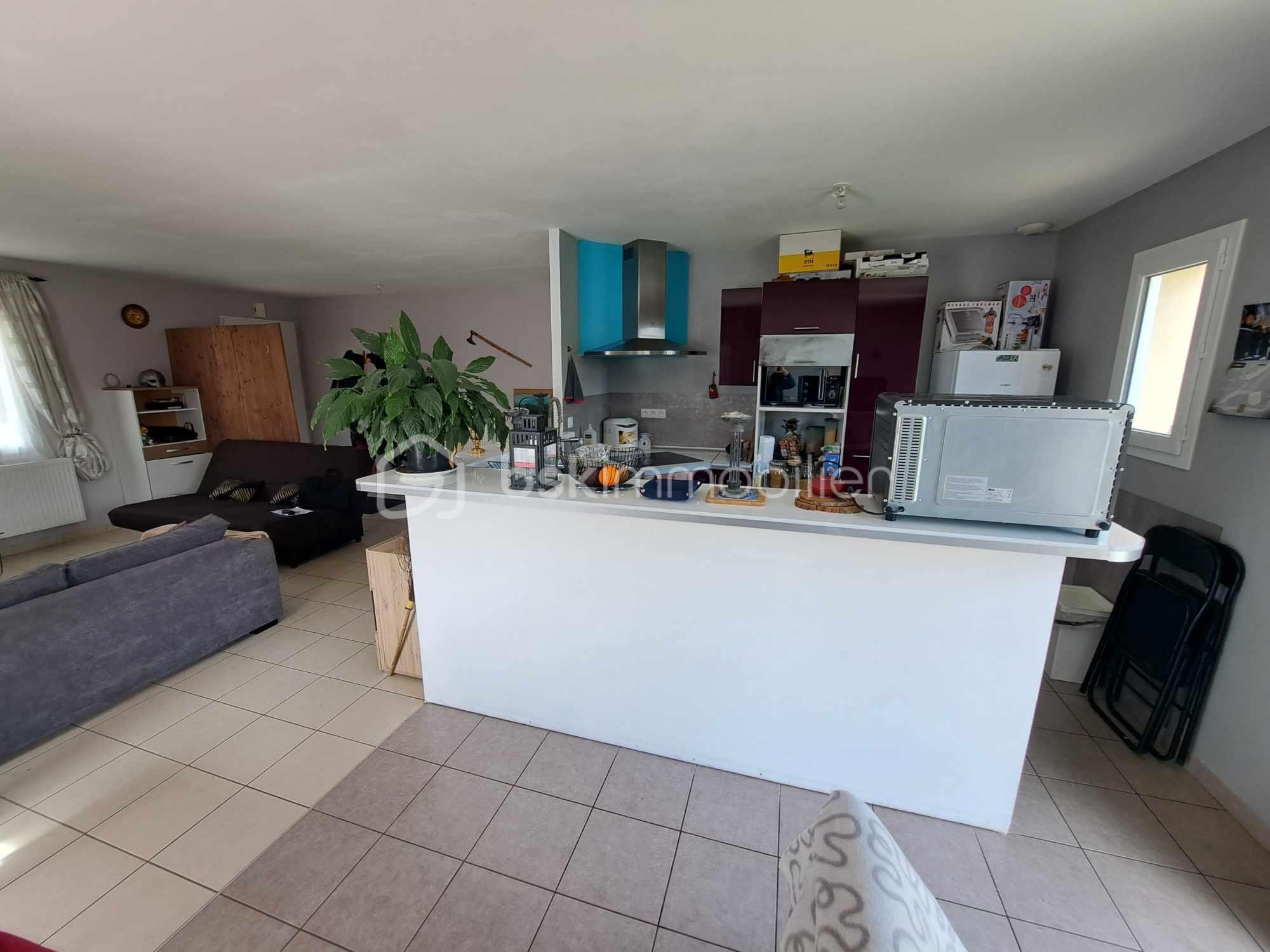 Maison de village de 108 m² - 421712725_1116451946351639_1986133056921827798_n.jpg