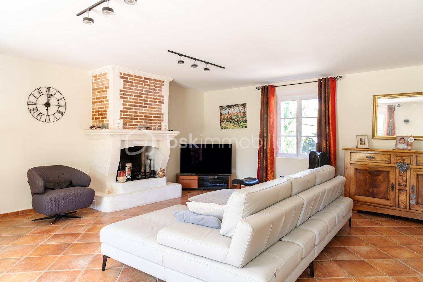 Bastide de 160 m² - sejour.jpg