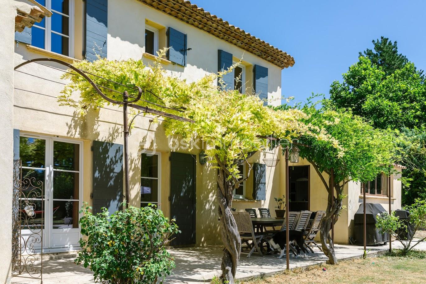 Bastide de 160 m² - terrasse2.jpg
