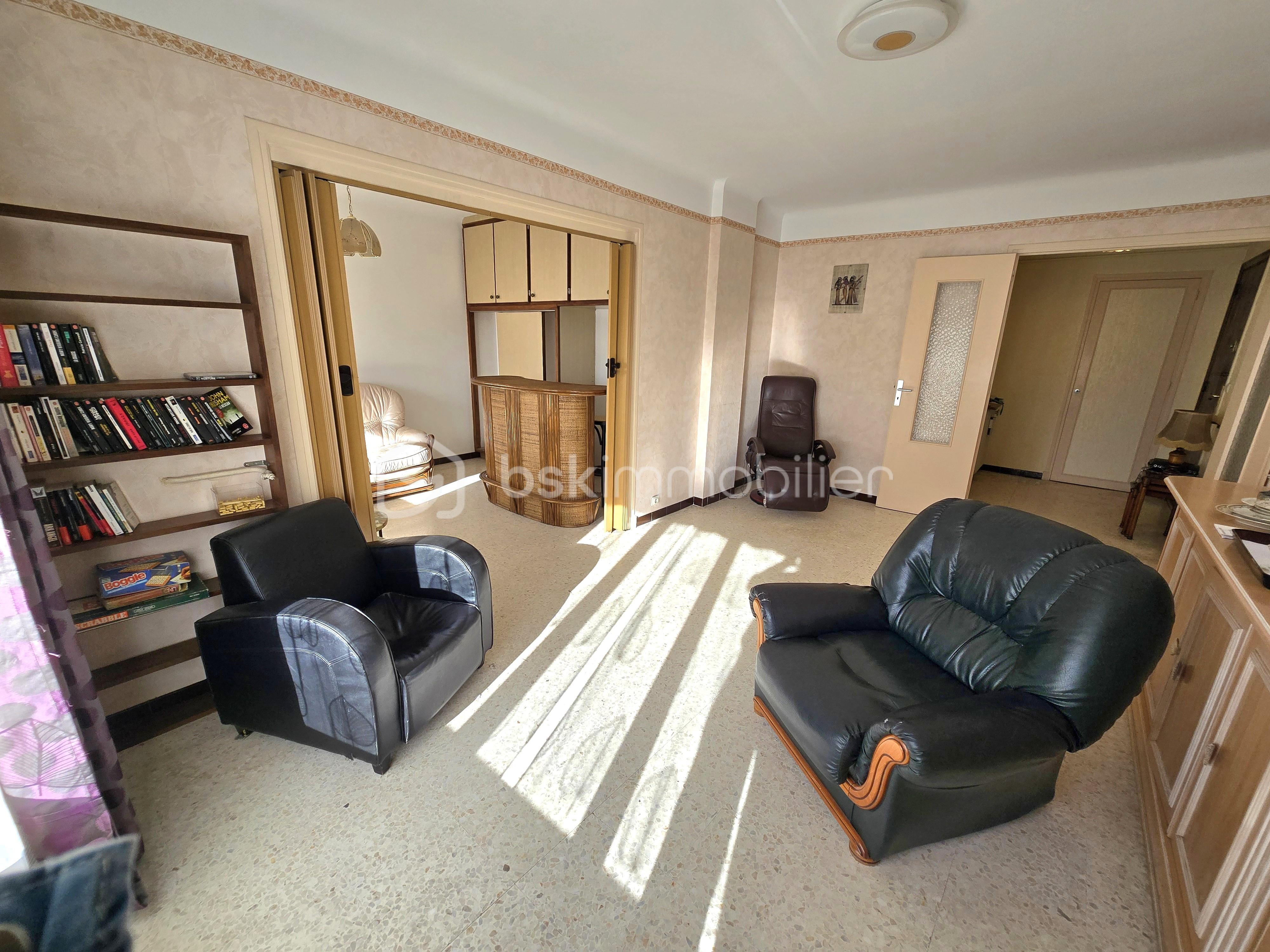 Appartement de 75,82 m² - SALON SEJOUR 5.jpg