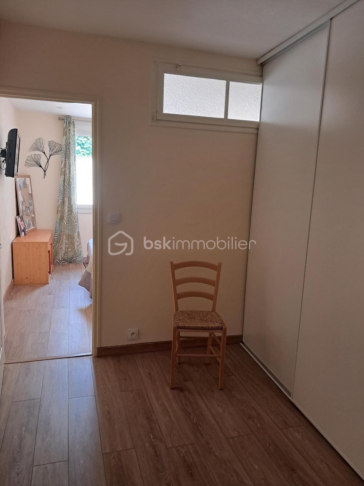 Maison ancienne de 118 m² - 22-dégagement.jpg