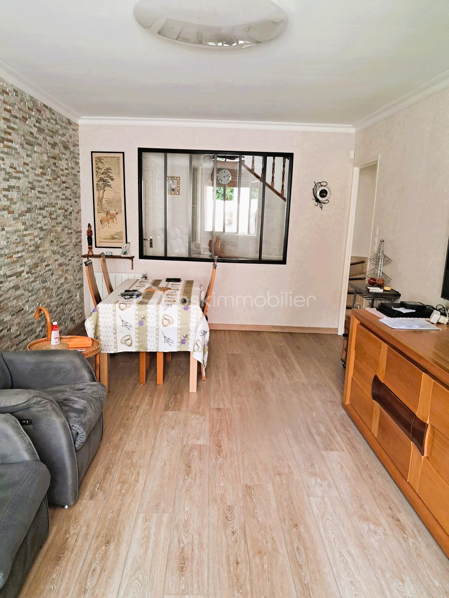 Maison ancienne de 118 m² - 8-salon.jpg