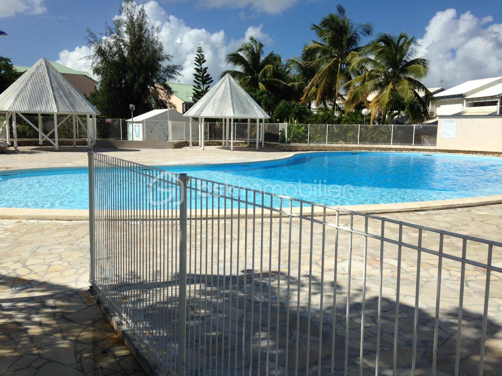 Appartement de 18,73 m² - Marines 1.jpg