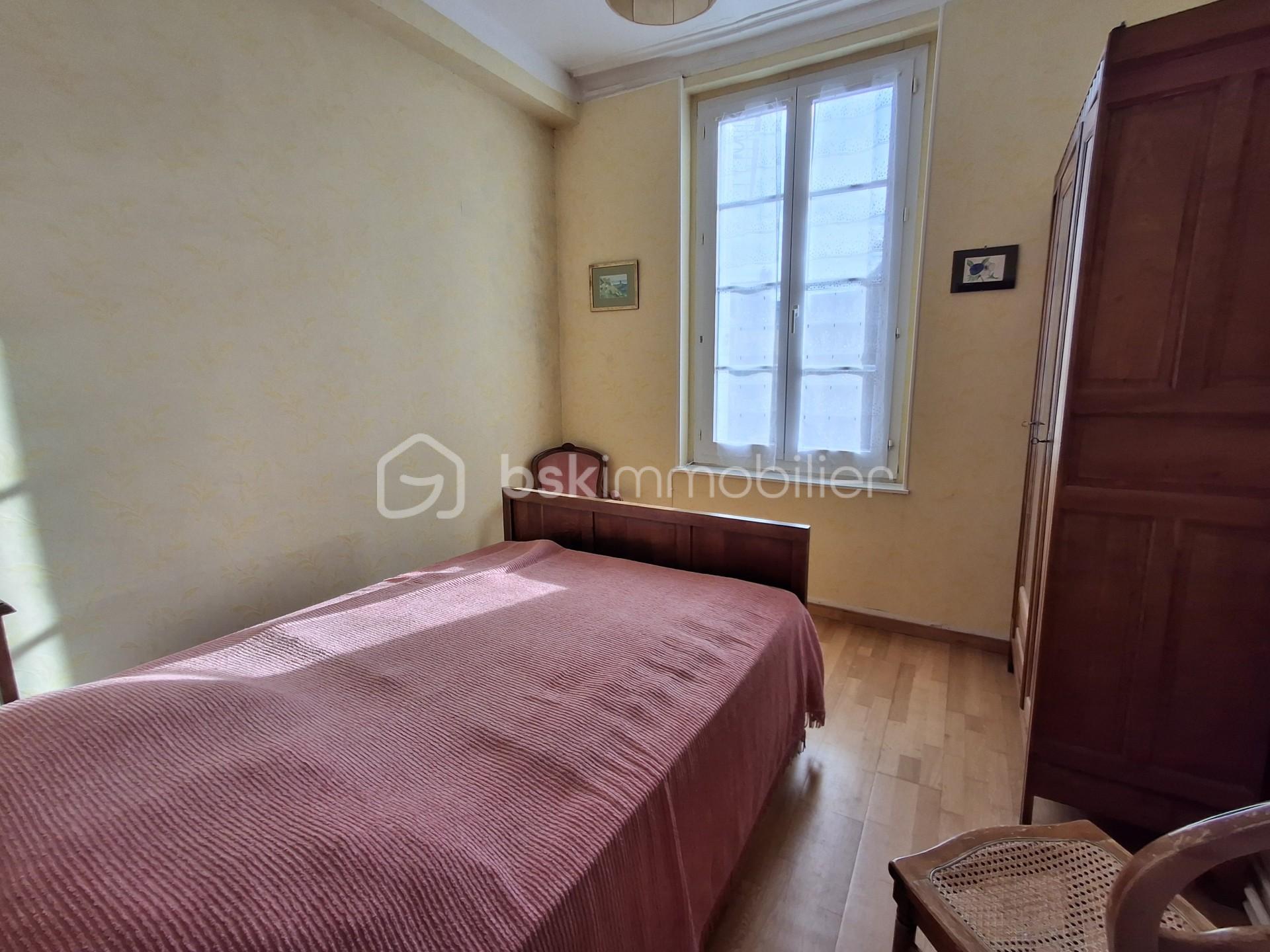 Appartement de 95 m² - Ch arrière paysage.jpg