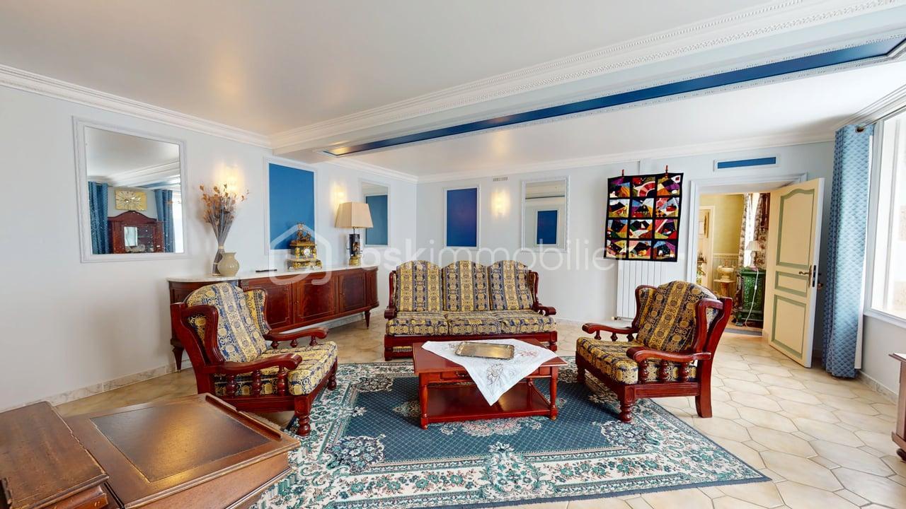 Demeure de 420 m² - Maison-Prefontaines-07312025_144333.jpg