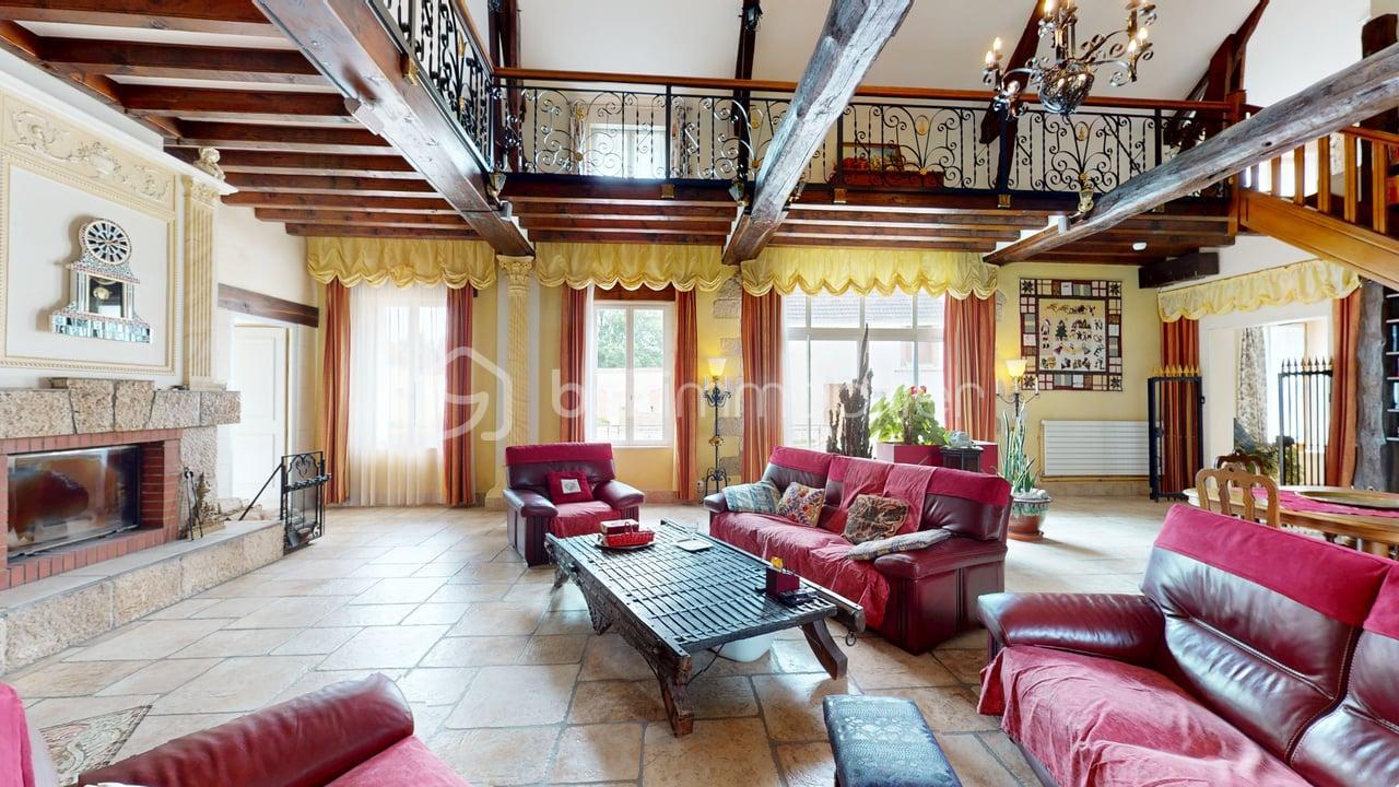 Demeure de 420 m² - Maison-Prefontaines-07312025_143148.jpg