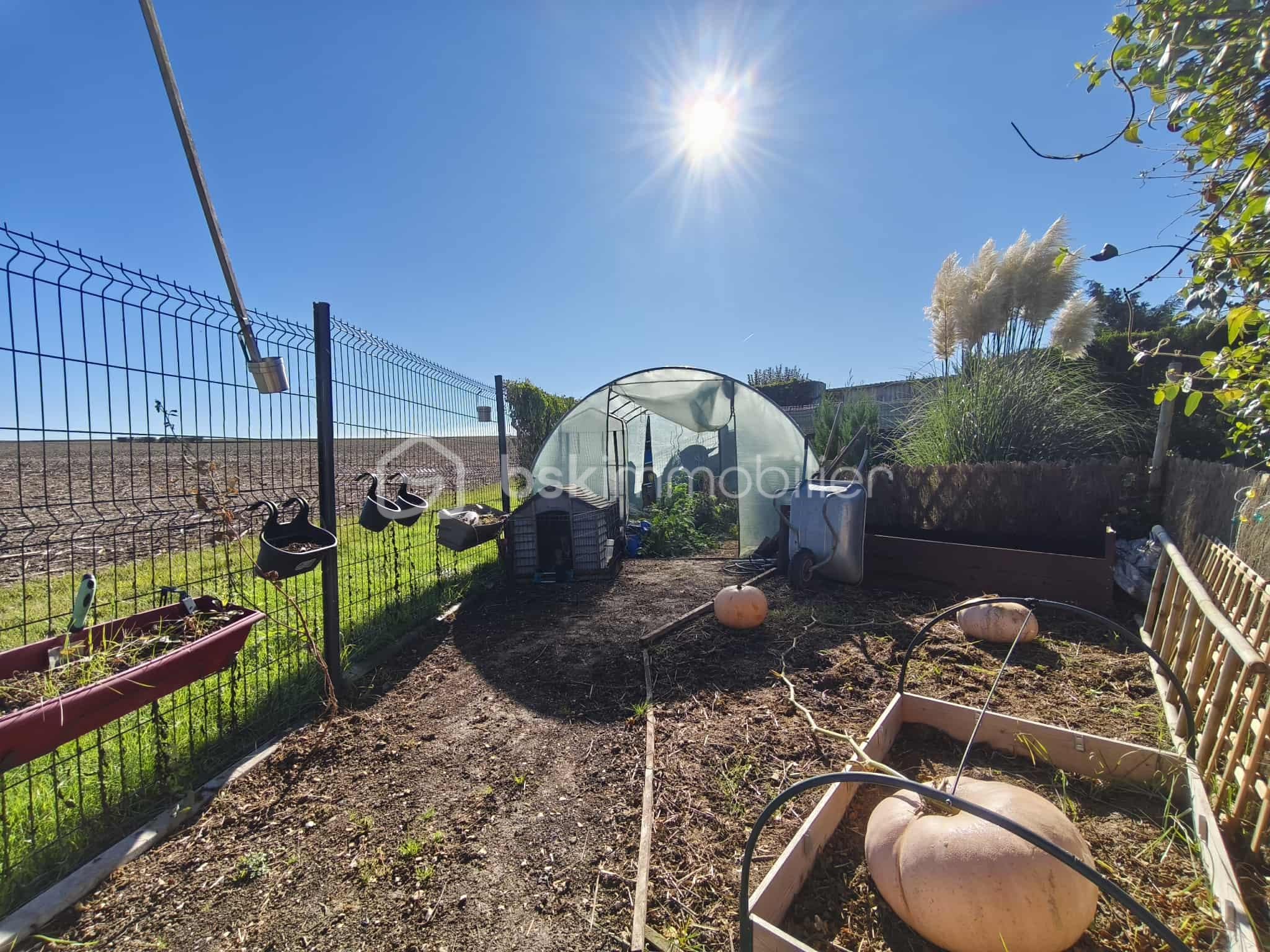 Maison de 102 m² - 0f84502d-3587-420e-93fa-b5213e8e2032.jpeg