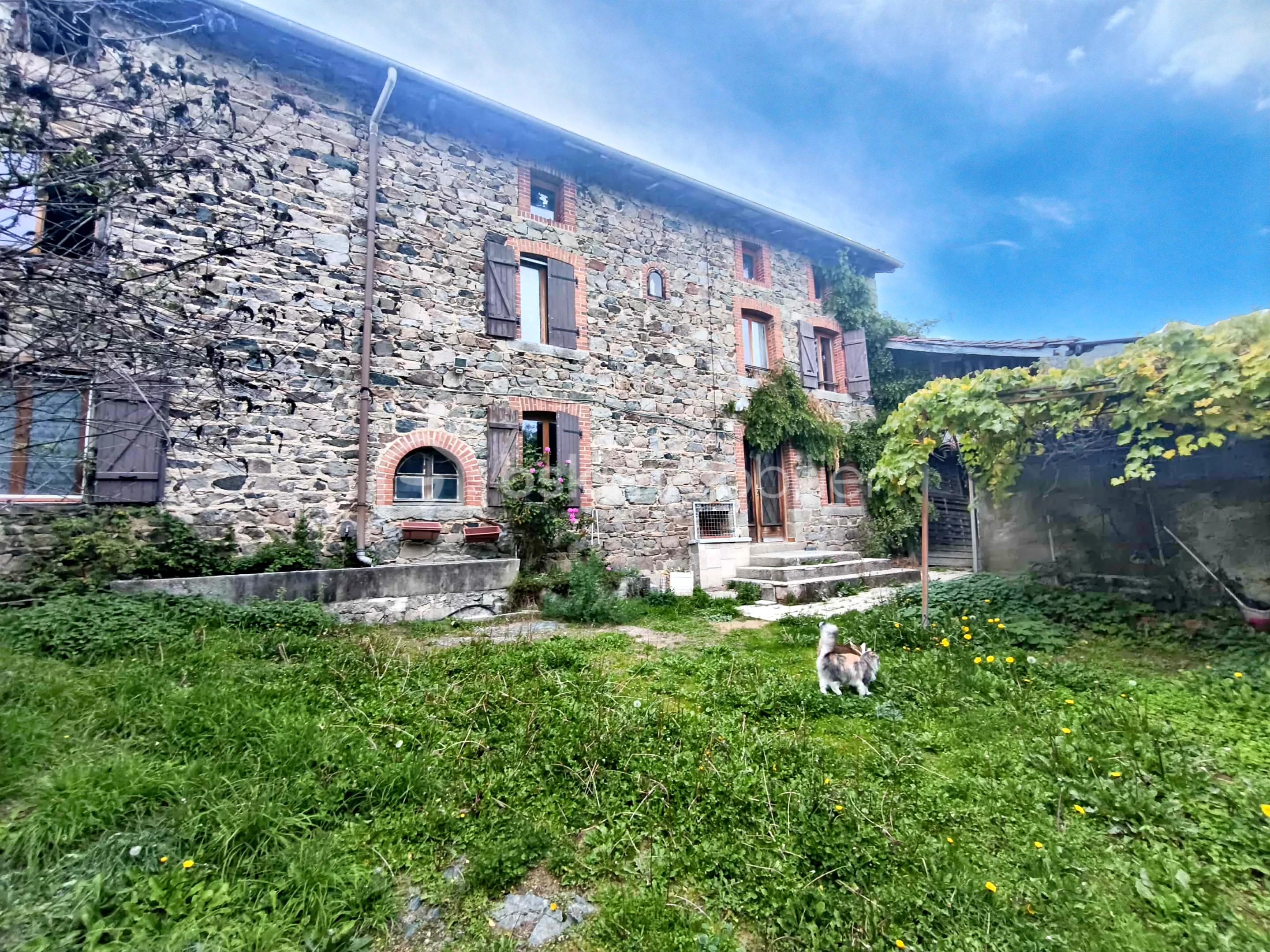 Ferme de 152 m² - 1e0540bd-fb0d-47e6-8d56-69cb9a4a2a60.jpg