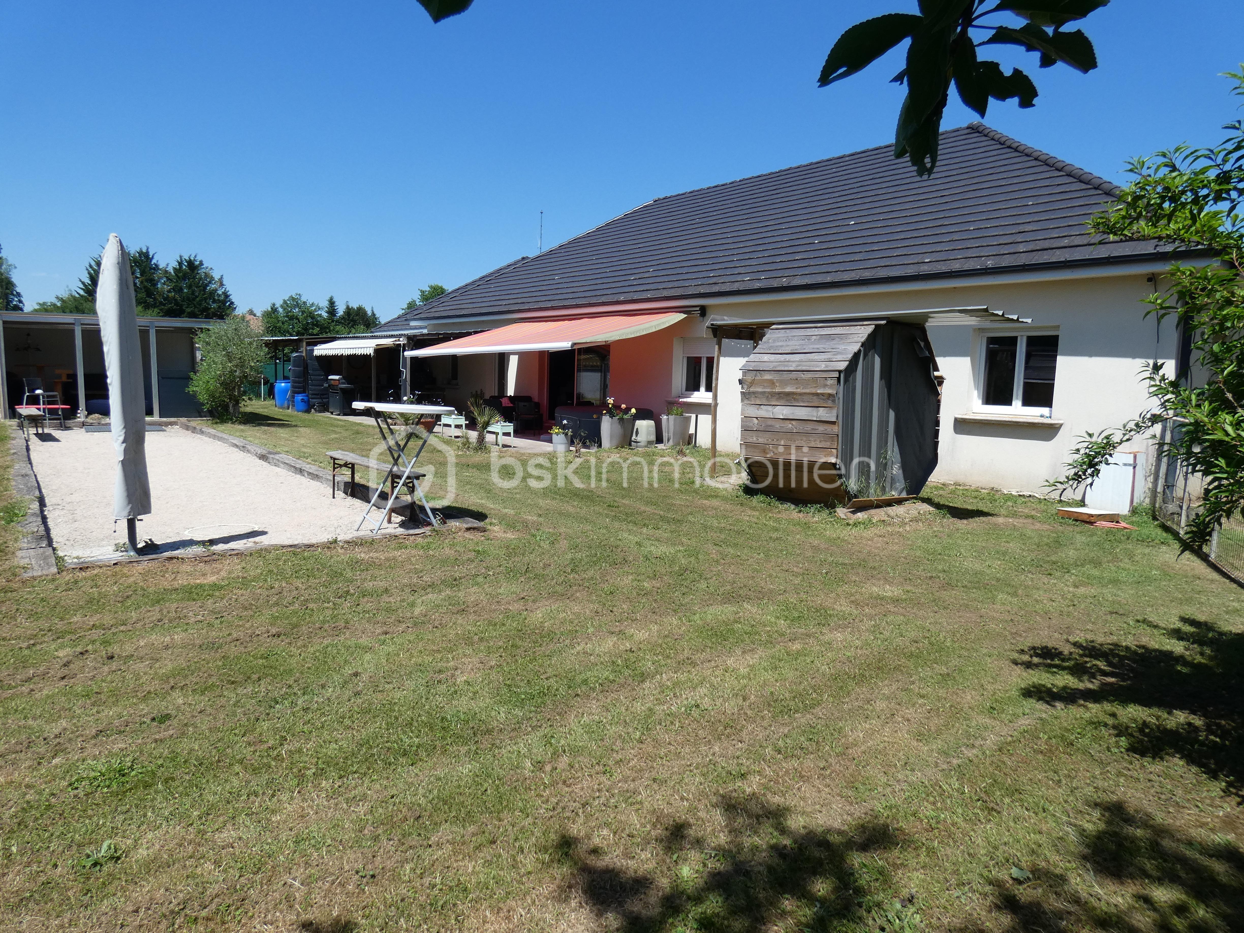 jardin dérrière 2.jpg