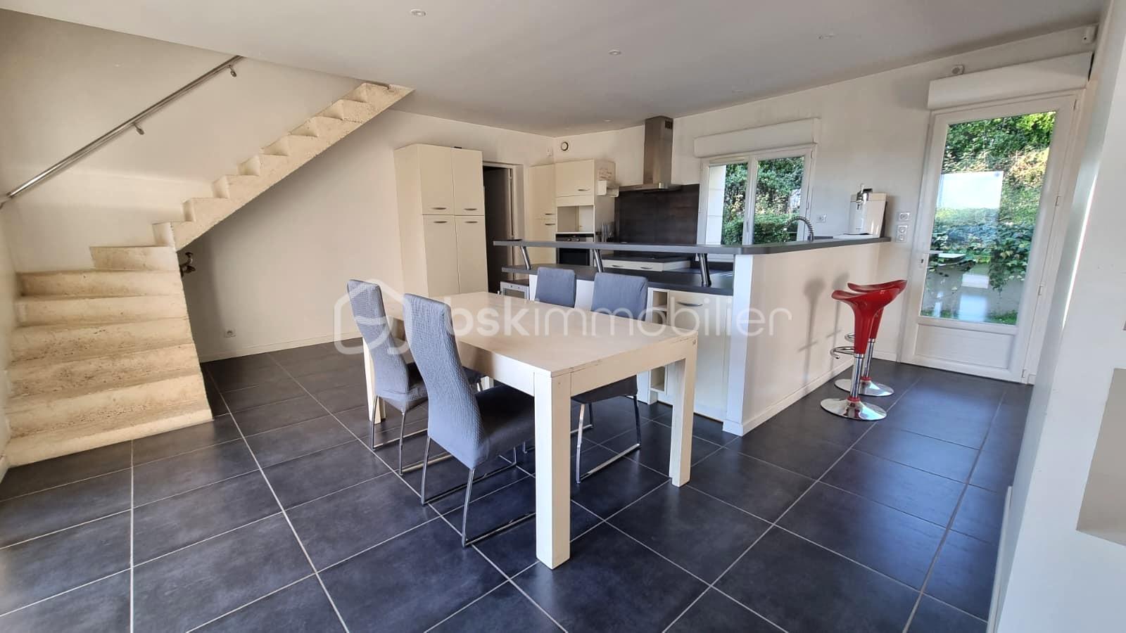 Maison traditionnelle de 180 m² - WhatsApp Image 2025-12-17 at 09.24.29 (1).jpeg