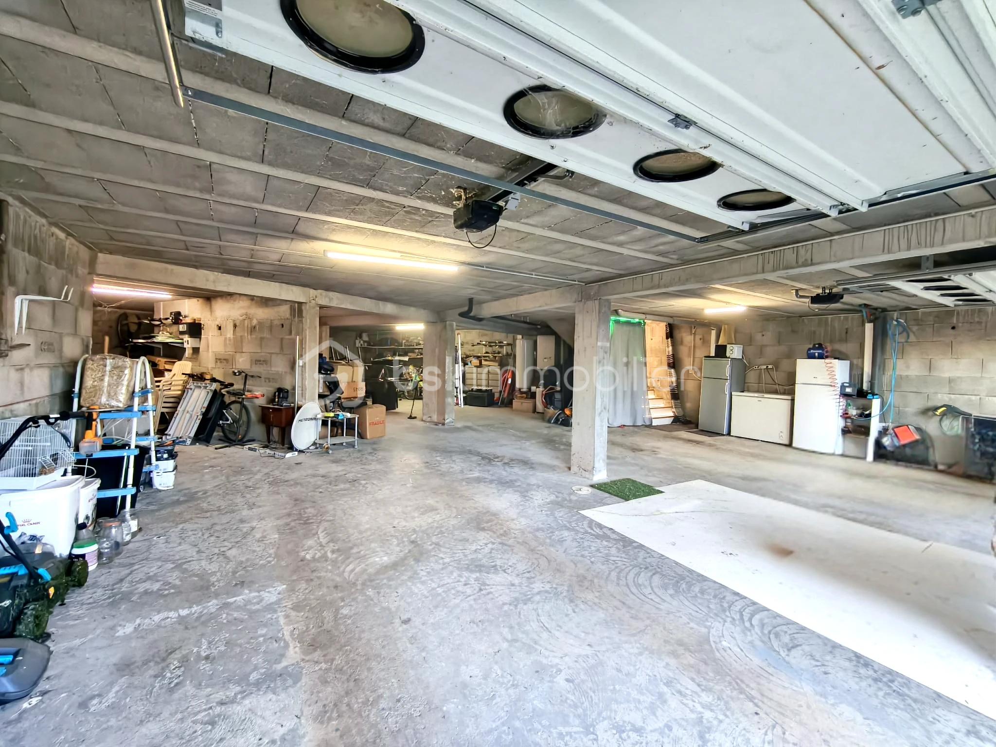 Pavillon de 116 m² - fb714fab-5649-4d58-9a05-426c80daab30.jpg