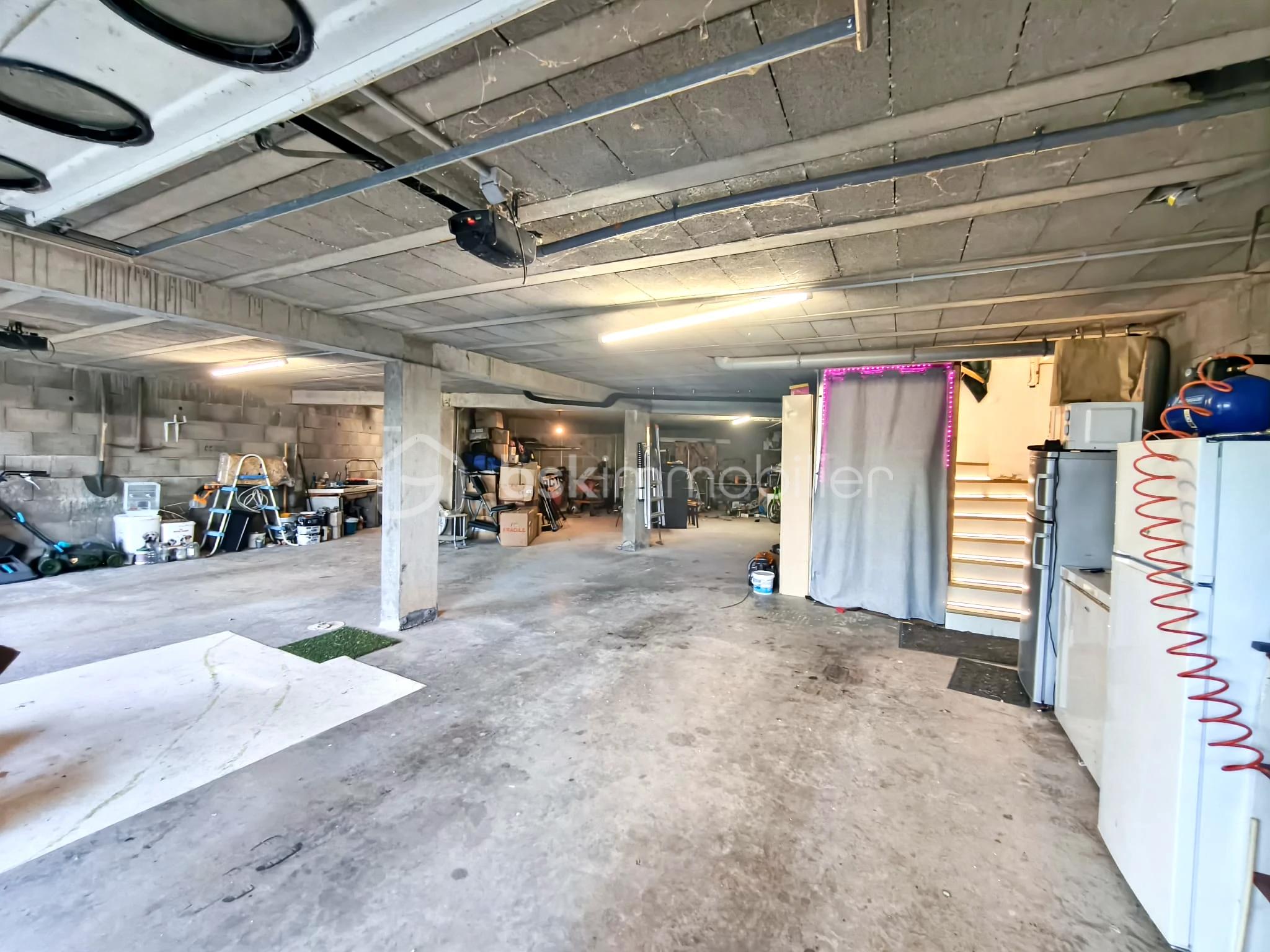 Pavillon de 116 m² - d0c91c6b-da0a-41f1-b1cd-a57a8404092e.jpg