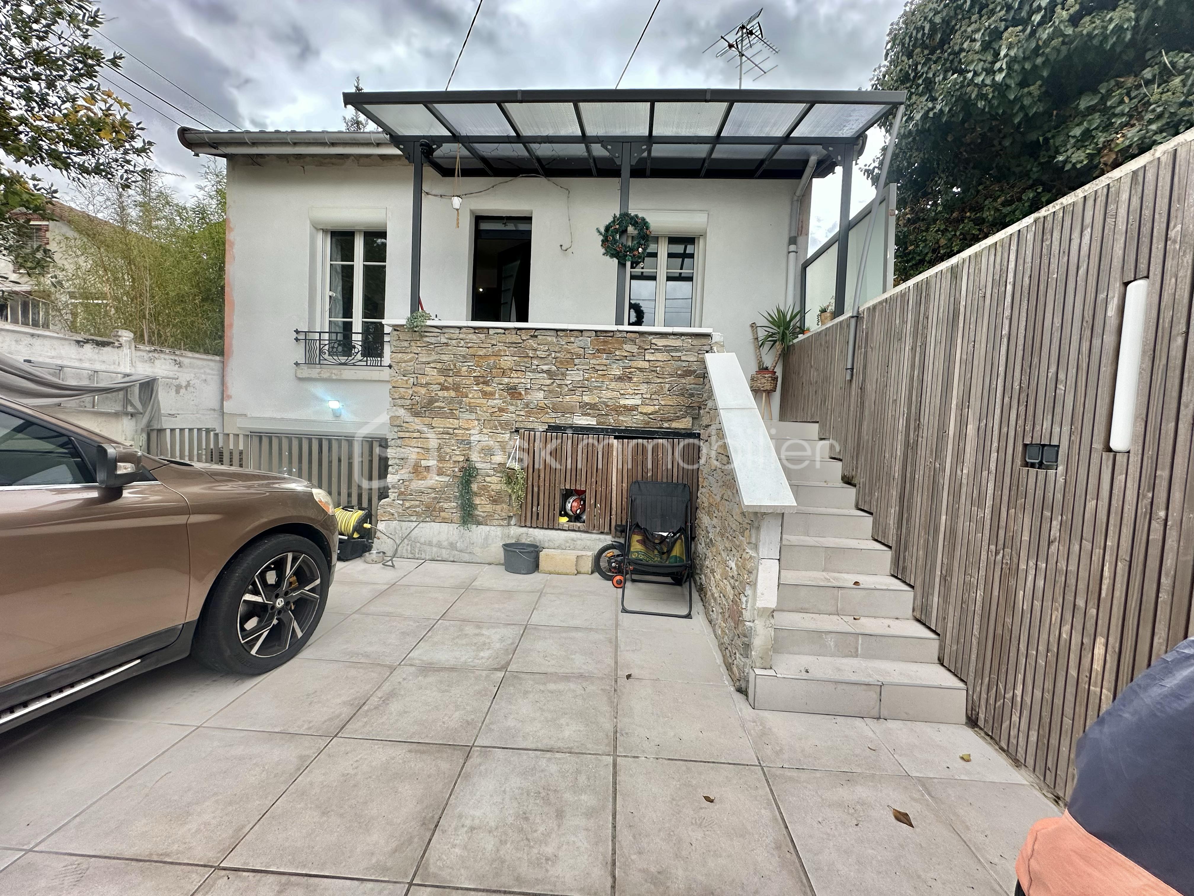 Maison de 100 m² - tempImageLXRQiQ.png