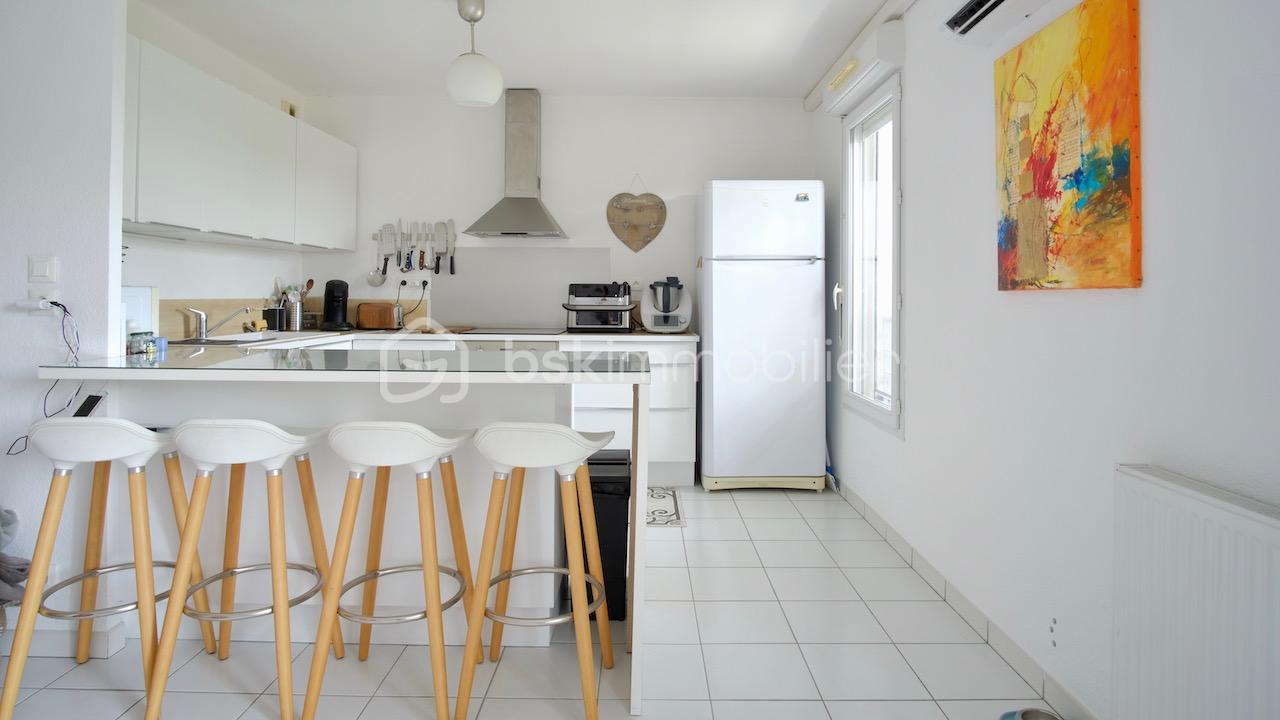 Appartement 3 pièces 61 m² · à Marseille · 61 m² · 192 000 €