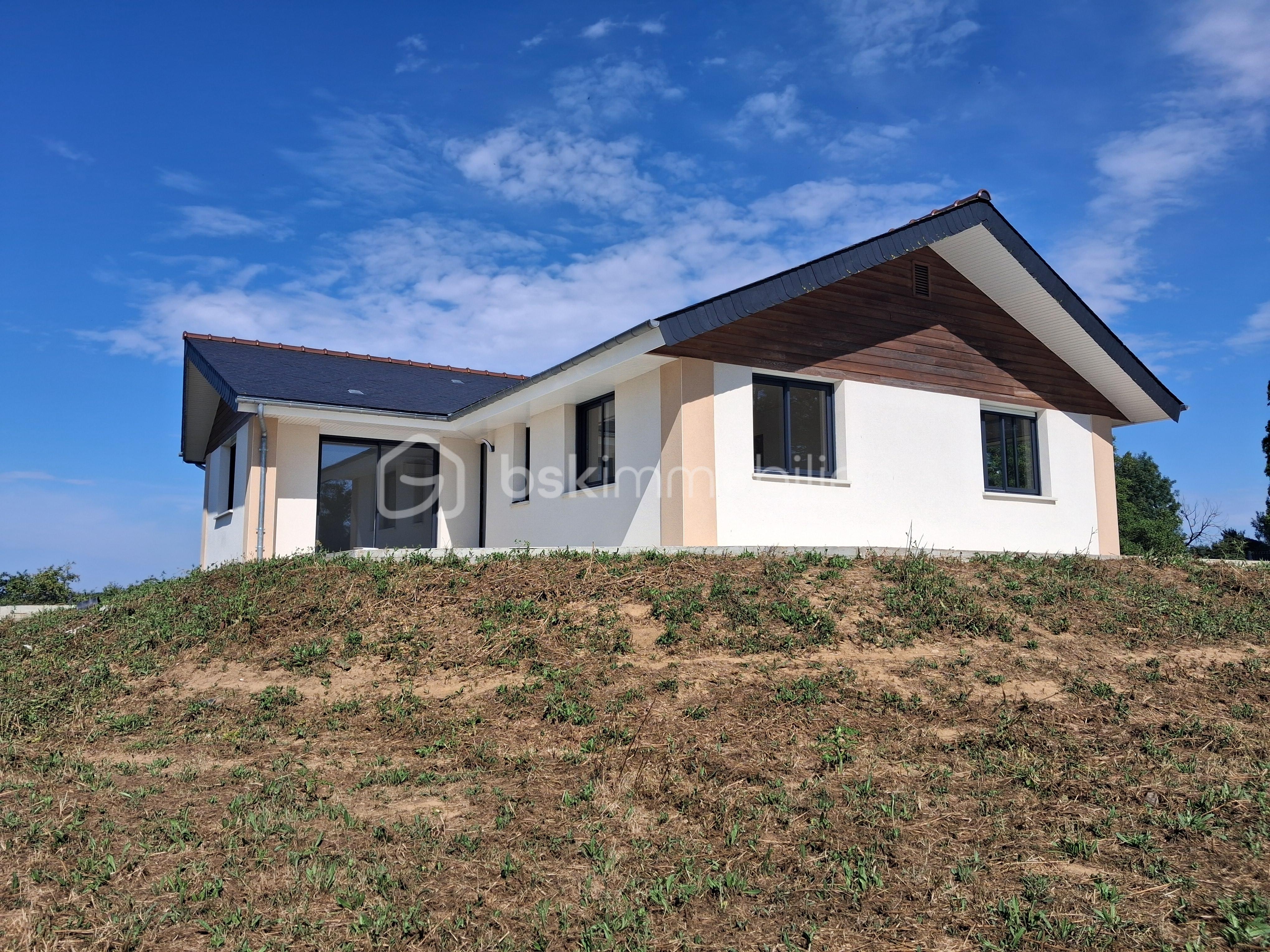 Maison 5 pièces 95 m² · à Loucelles · 95 m² · 288 000 €