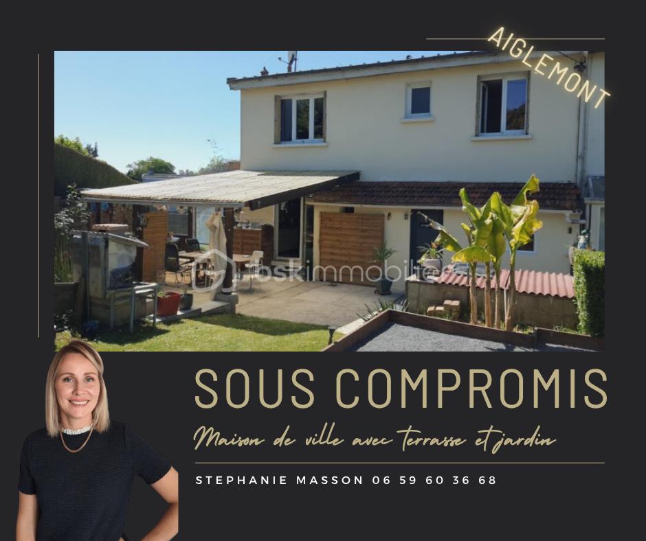 Maison traditionnelle de 106 m² - Copie de Copie de Copie de Copie de Gold and Black Simple Real Estate  Instagram Post (2).png