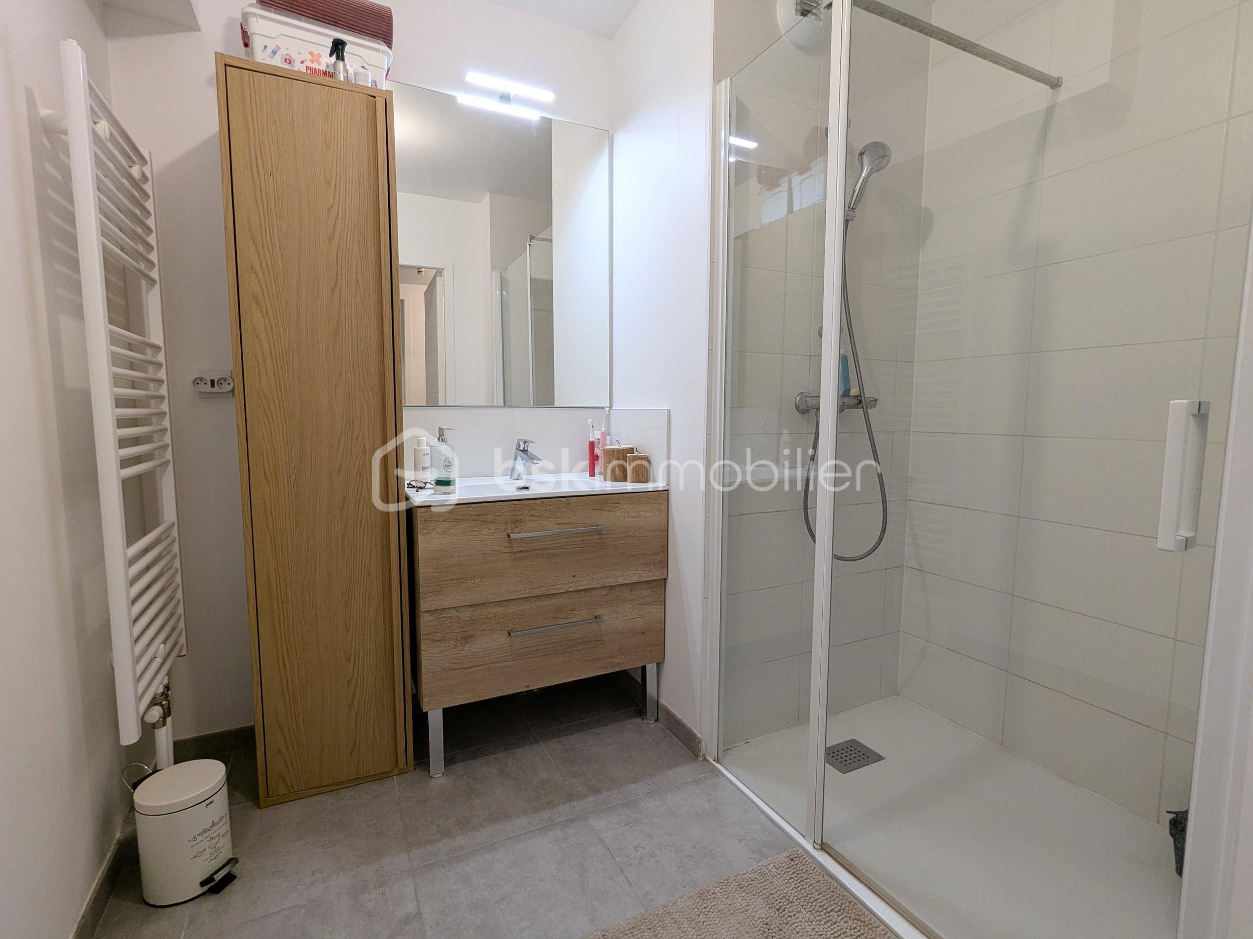 Appartement de 78,05 m² - SALLE D EAU EPRON.jpg